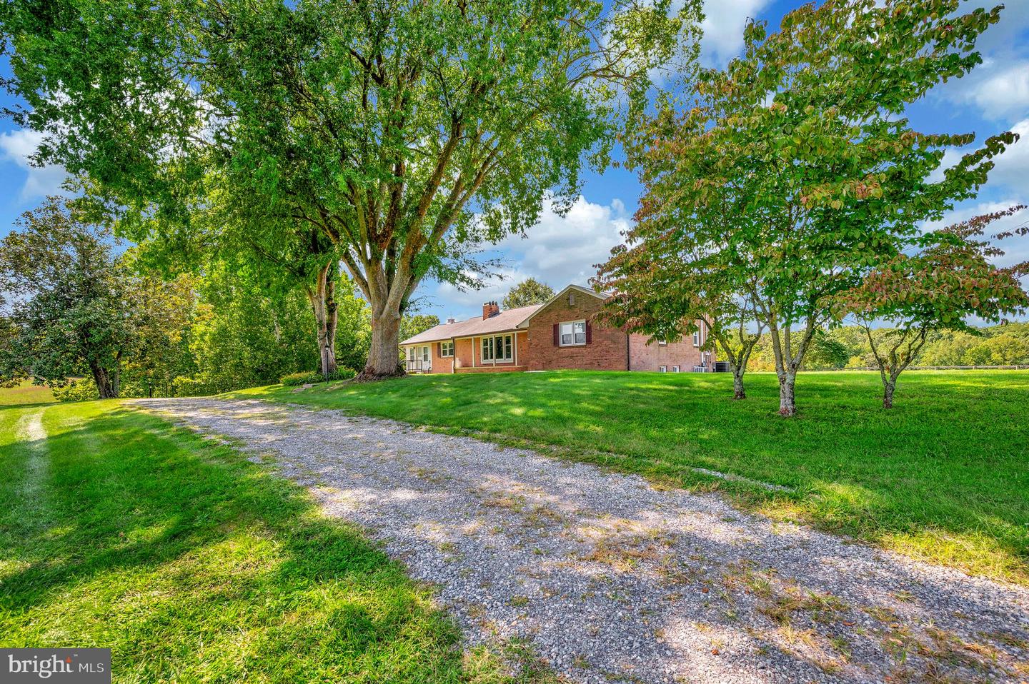 1306 HAWKINS LN, KING GEORGE, Virginia 22485, 5 Bedrooms Bedrooms, ,4 BathroomsBathrooms,Residential,For Sale,1306 HAWKINS LN,VAKG2006896 MLS # VAKG2006896