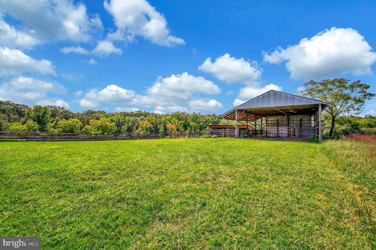 1306 HAWKINS LN, KING GEORGE, Virginia 22485, 5 Bedrooms Bedrooms, ,4 BathroomsBathrooms,Residential,For Sale,1306 HAWKINS LN,VAKG2006896 MLS # VAKG2006896