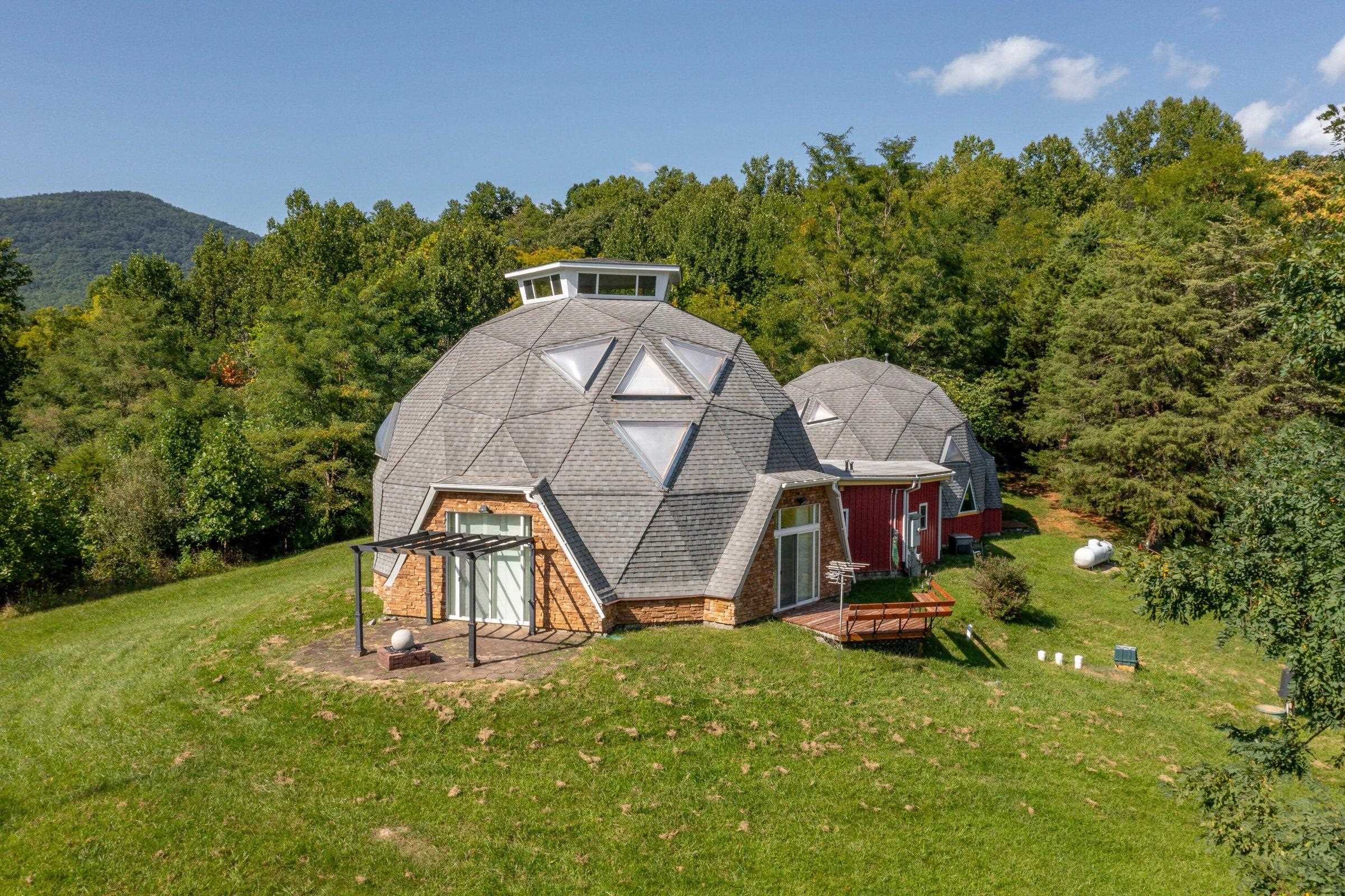 4745 PLANK RD, NATURAL BRIDGE, Virginia 24578, 5 Bedrooms Bedrooms, ,3 BathroomsBathrooms,Residential,14,4745 PLANK RD,668202 MLS # 668202