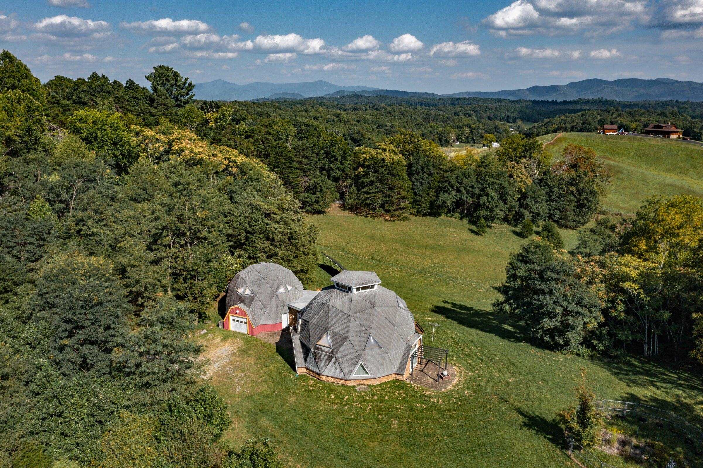 4745 PLANK RD, NATURAL BRIDGE, Virginia 24578, 5 Bedrooms Bedrooms, ,3 BathroomsBathrooms,Residential,14,4745 PLANK RD,668202 MLS # 668202