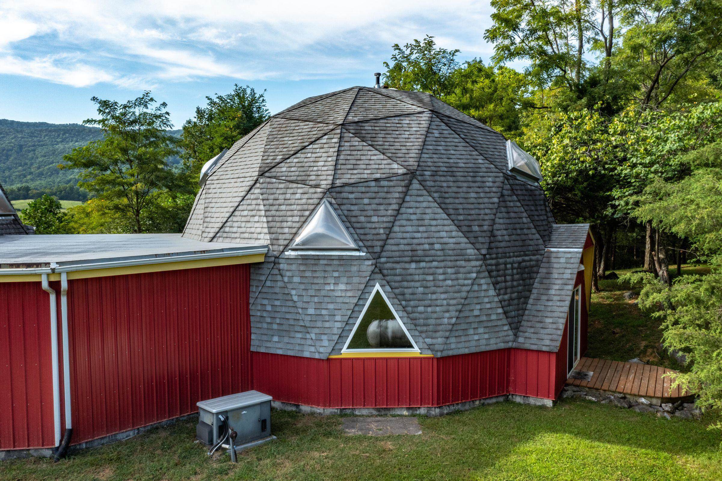 4745 PLANK RD, NATURAL BRIDGE, Virginia 24578, 5 Bedrooms Bedrooms, ,3 BathroomsBathrooms,Residential,14,4745 PLANK RD,668202 MLS # 668202