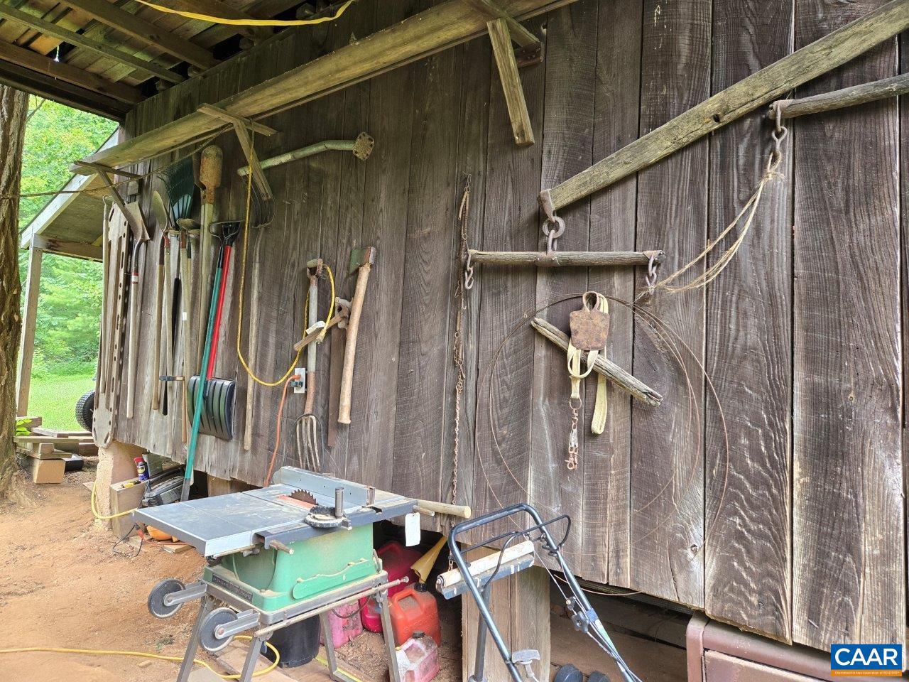 8947 SUGAR RUN RD, COPPER HILL, Virginia 24079, 3 Bedrooms Bedrooms, ,2 BathroomsBathrooms,Farm,For Sale,8947 SUGAR RUN RD,668235 MLS # 668235 8947 SUGAR RUN RD, COPPER HILL, Virginia 24079, 3 Bedrooms Bedrooms, ,2 BathroomsBathrooms,Farm,For Sale,8947 SUGAR RUN RD,668235 MLS # 668235