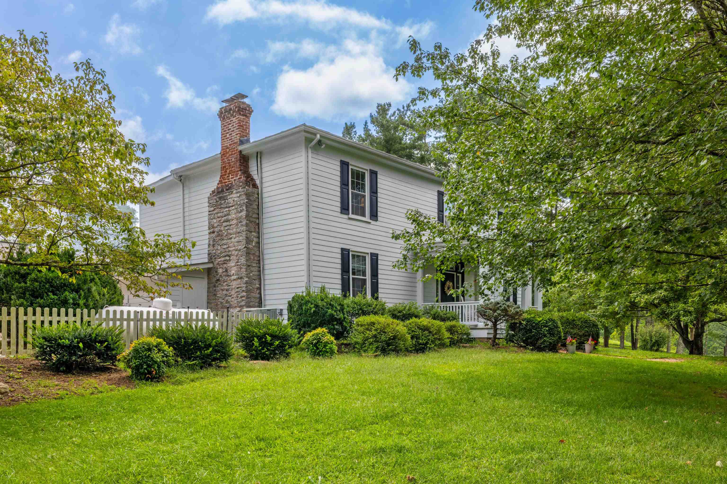 1202 WALKER CREEK RD, MIDDLEBROOK, Virginia 24459, 5 Bedrooms Bedrooms, ,4 BathroomsBathrooms,Residential,14,1202 WALKER CREEK RD,668227 MLS # 668227