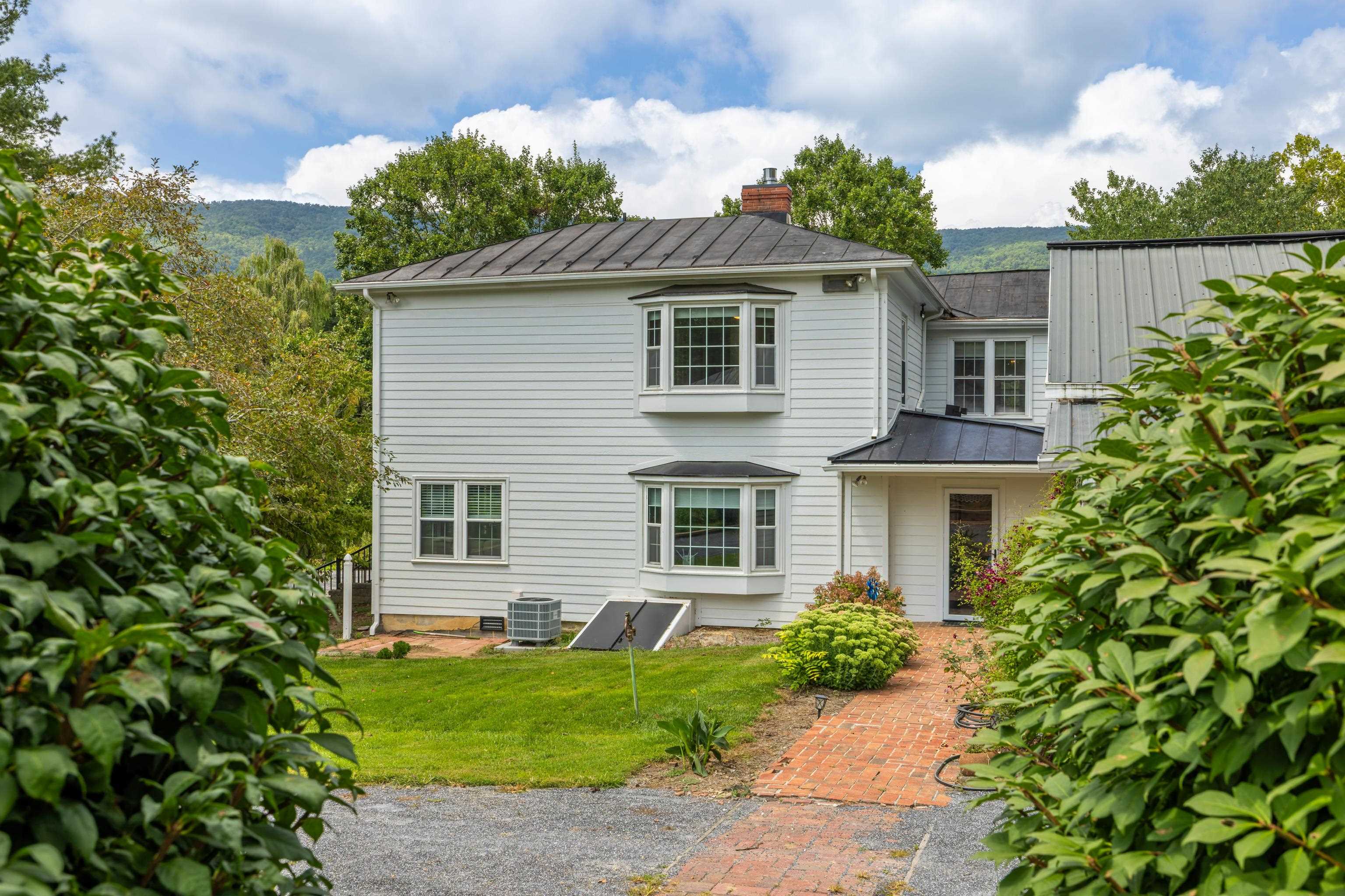 1202 WALKER CREEK RD, MIDDLEBROOK, Virginia 24459, 5 Bedrooms Bedrooms, ,4 BathroomsBathrooms,Residential,14,1202 WALKER CREEK RD,668227 MLS # 668227