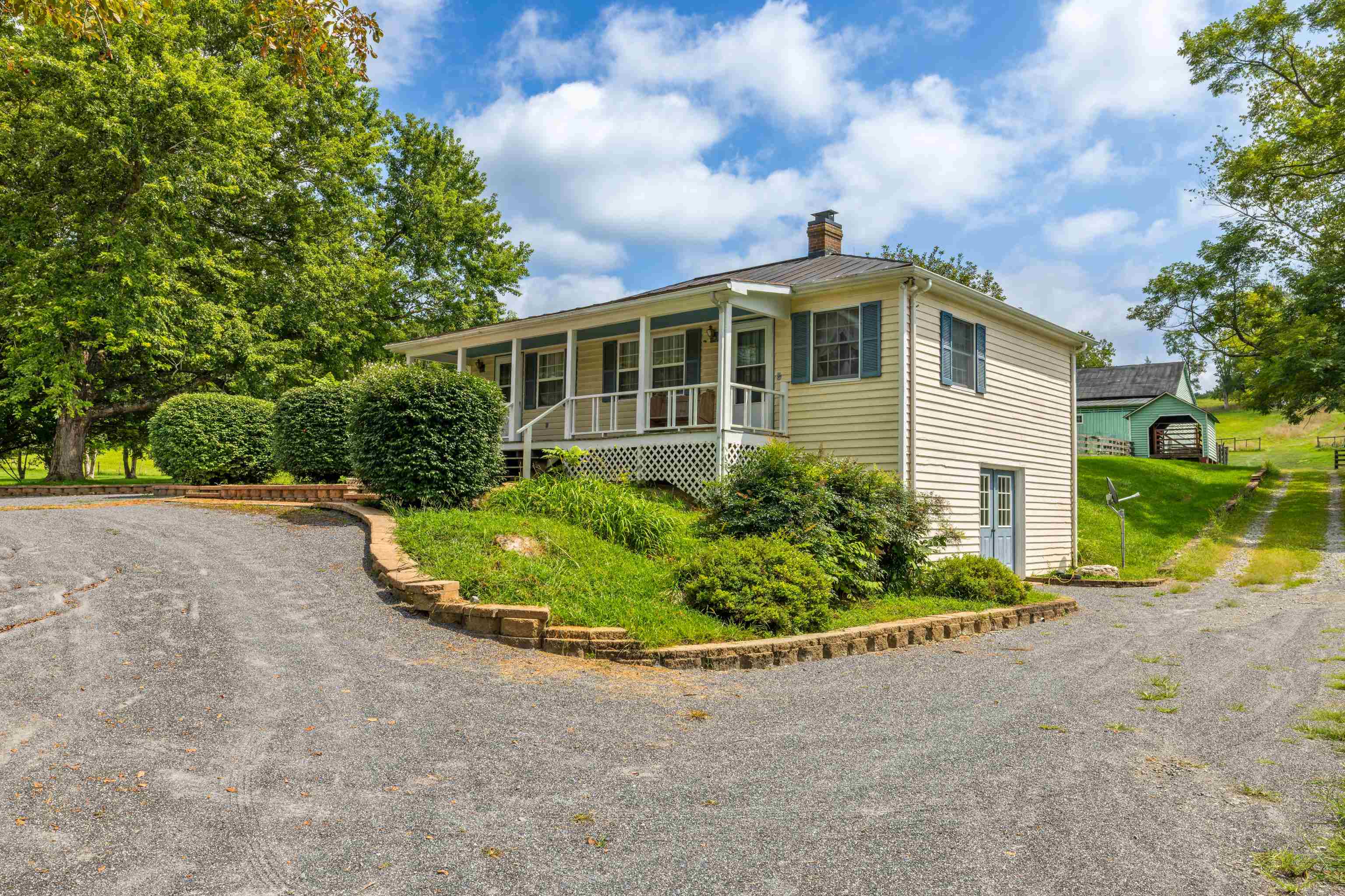 1202 WALKER CREEK RD, MIDDLEBROOK, Virginia 24459, 5 Bedrooms Bedrooms, ,4 BathroomsBathrooms,Residential,14,1202 WALKER CREEK RD,668227 MLS # 668227