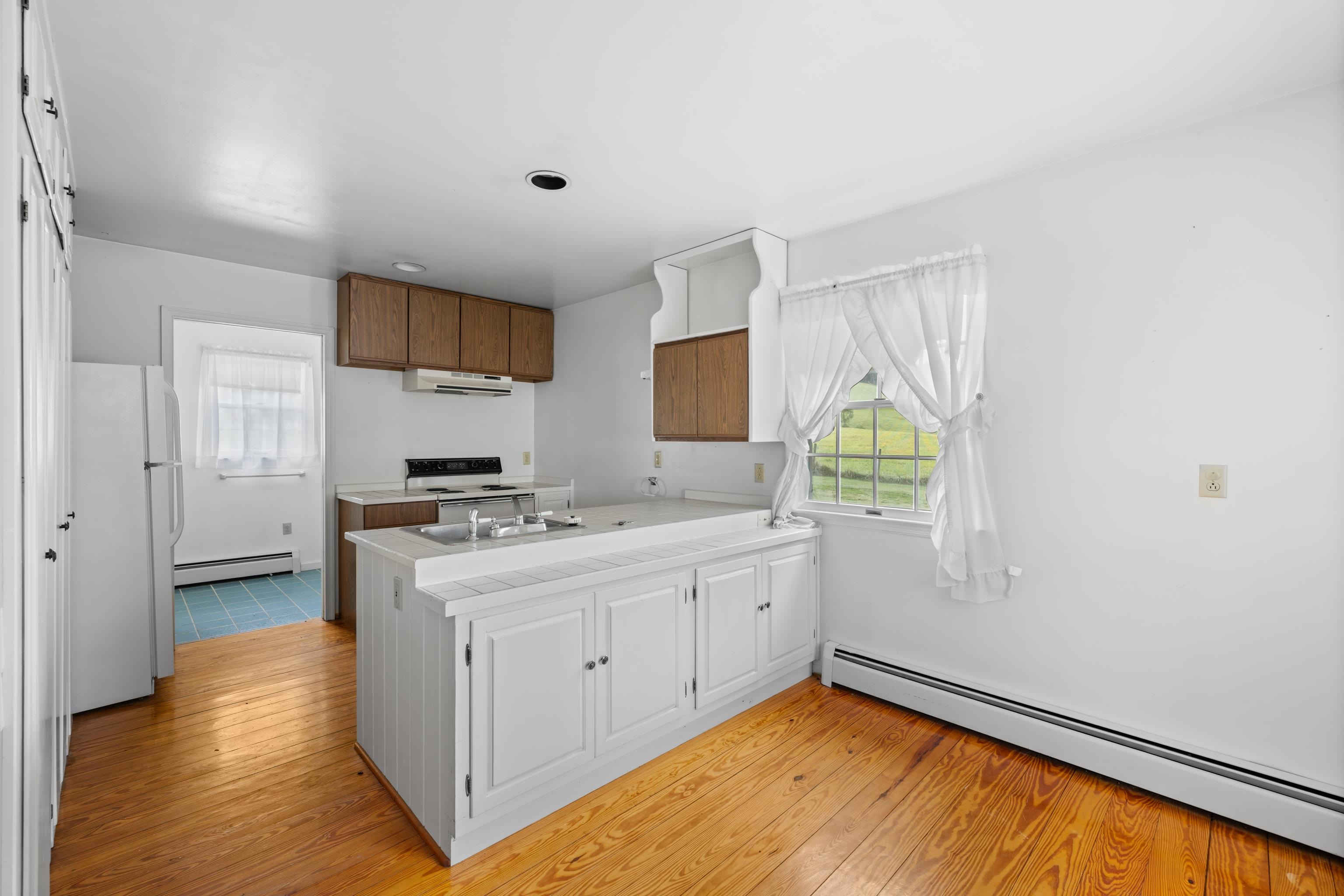 1202 WALKER CREEK RD, MIDDLEBROOK, Virginia 24459, 5 Bedrooms Bedrooms, ,4 BathroomsBathrooms,Residential,14,1202 WALKER CREEK RD,668227 MLS # 668227