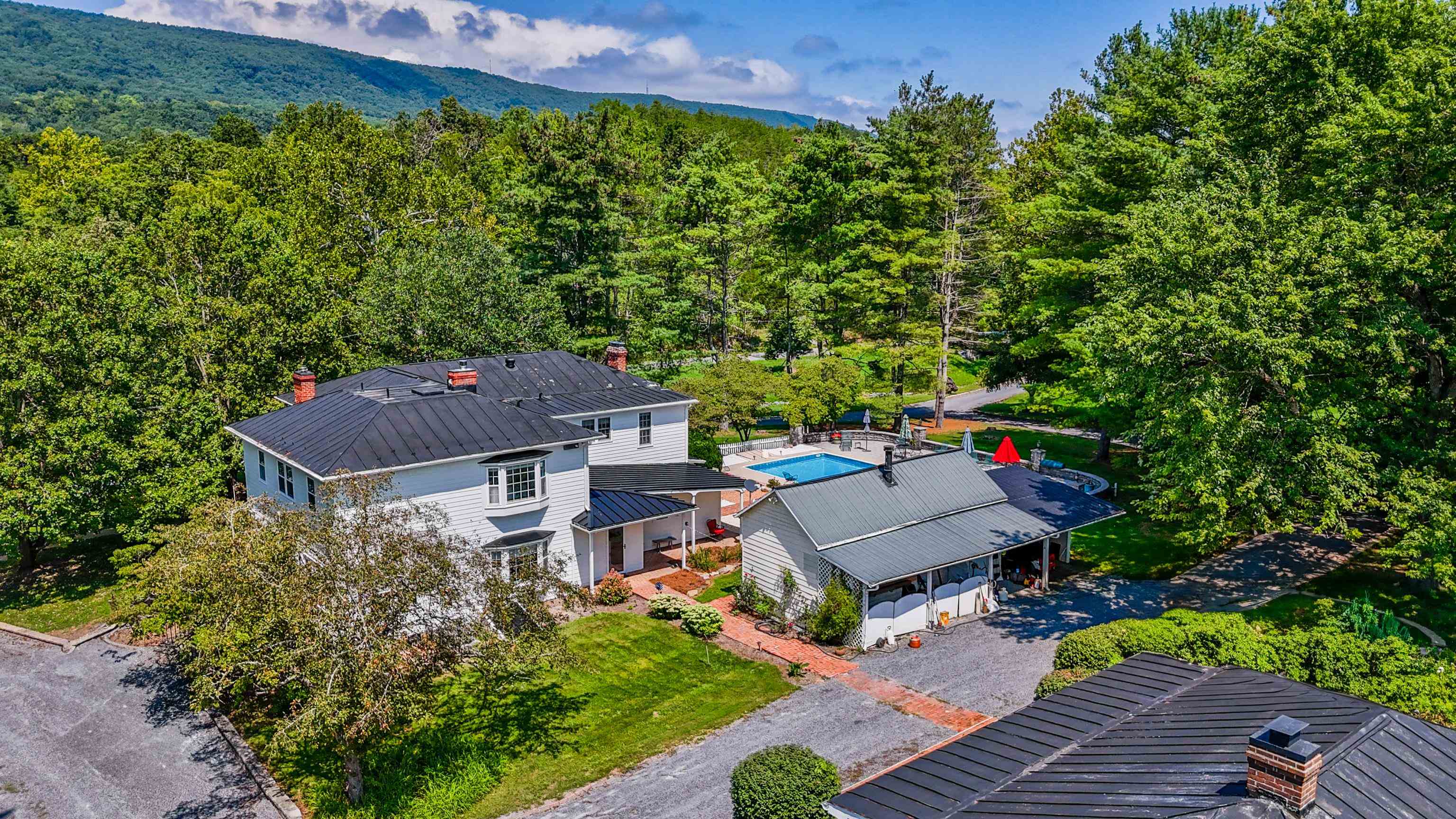 1202 WALKER CREEK RD, MIDDLEBROOK, Virginia 24459, 5 Bedrooms Bedrooms, ,4 BathroomsBathrooms,Residential,14,1202 WALKER CREEK RD,668227 MLS # 668227