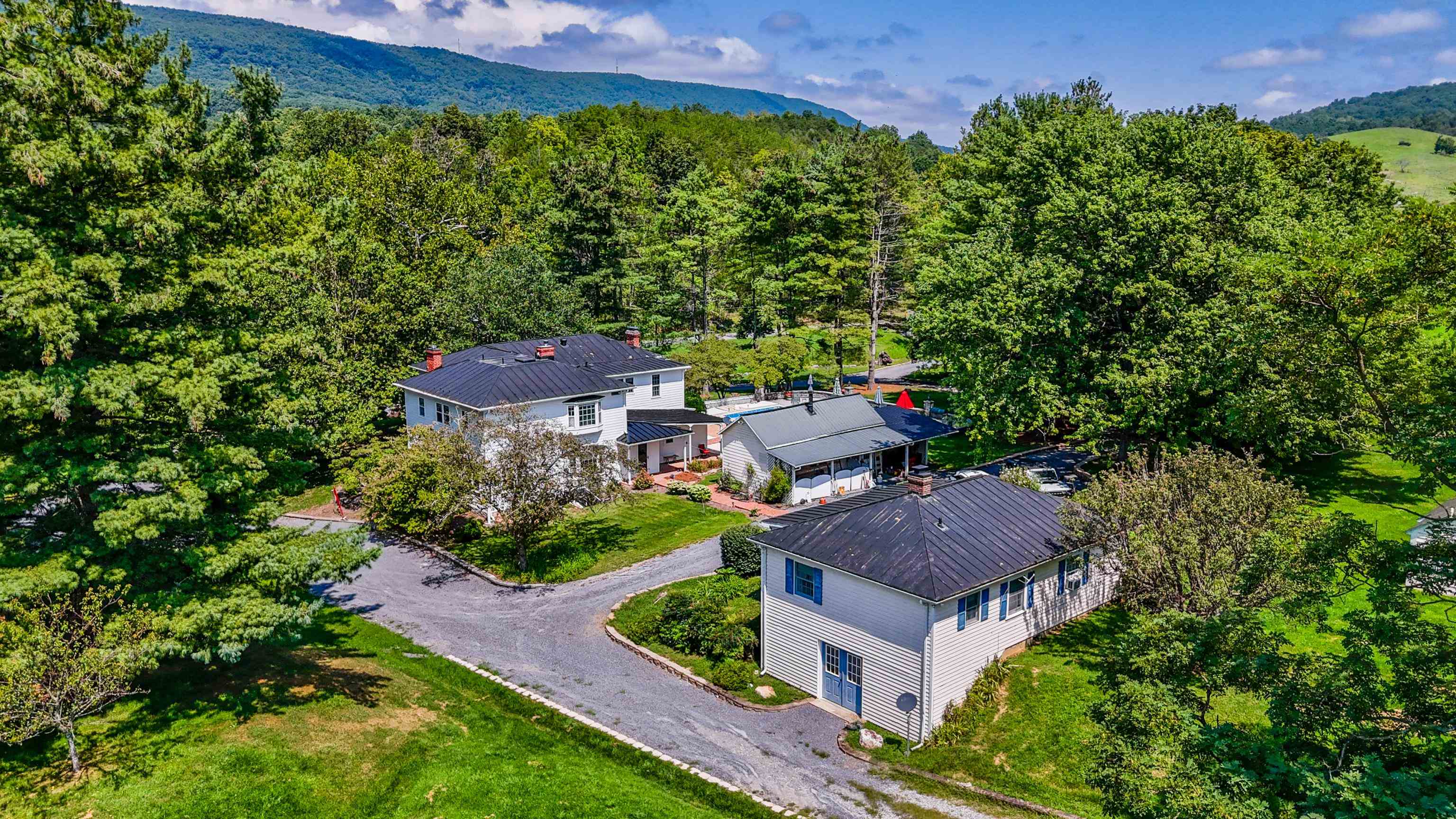 1202 WALKER CREEK RD, MIDDLEBROOK, Virginia 24459, 5 Bedrooms Bedrooms, ,4 BathroomsBathrooms,Residential,14,1202 WALKER CREEK RD,668227 MLS # 668227