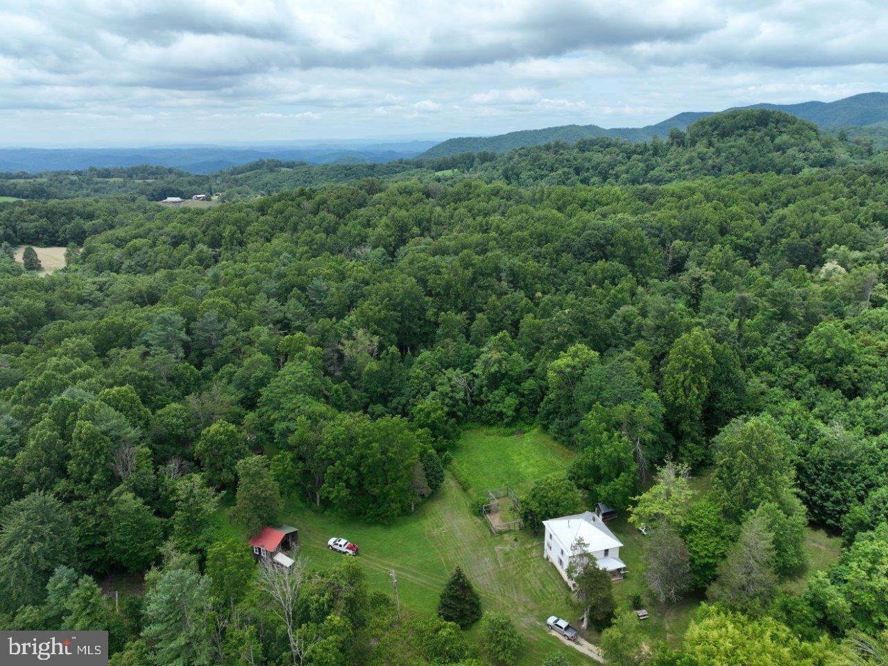 8947 SUGAR RUN RD, COPPER HILL, Virginia 24079, 1 Bedroom Bedrooms, ,1 BathroomBathrooms,Residential,For Sale,8947 SUGAR RUN RD,VAFD2000012 MLS # VAFD2000012 8947 SUGAR RUN RD, COPPER HILL, Virginia 24079, 1 Bedroom Bedrooms, ,1 BathroomBathrooms,Residential,For Sale,8947 SUGAR RUN RD,VAFD2000012 MLS # VAFD2000012