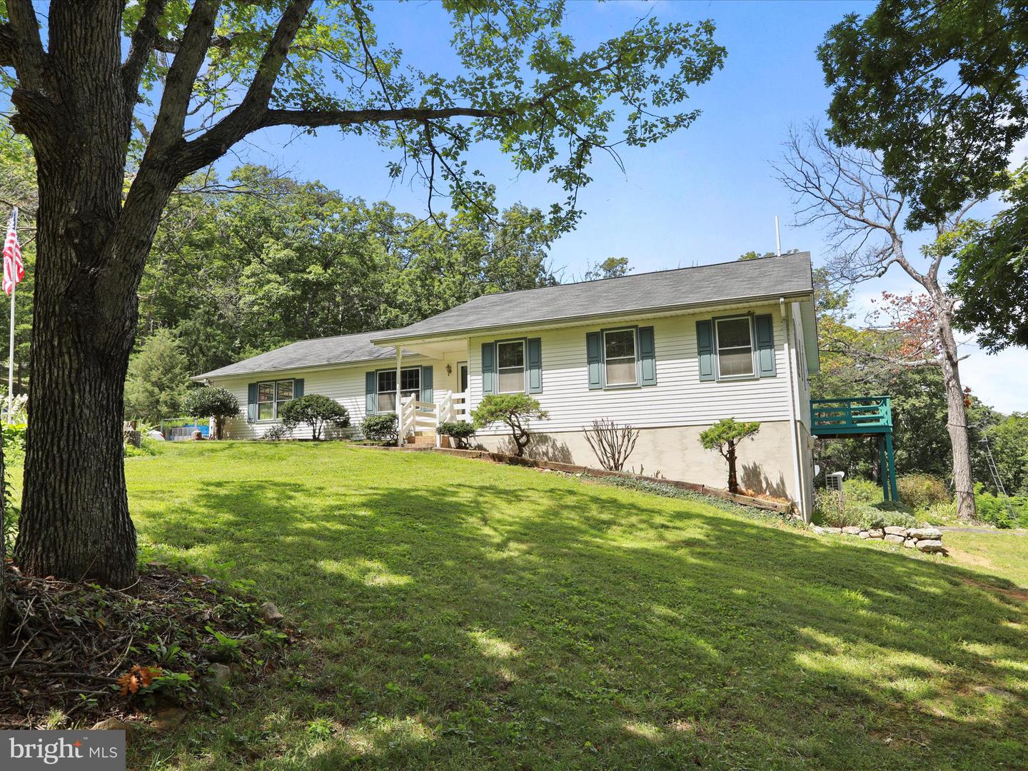 752 ENCHANTED PL, FRONT ROYAL, Virginia 22630, 3 Bedrooms Bedrooms, ,2 BathroomsBathrooms,Residential,For Sale,752 ENCHANTED PL,VAWR2012058 MLS # VAWR2012058