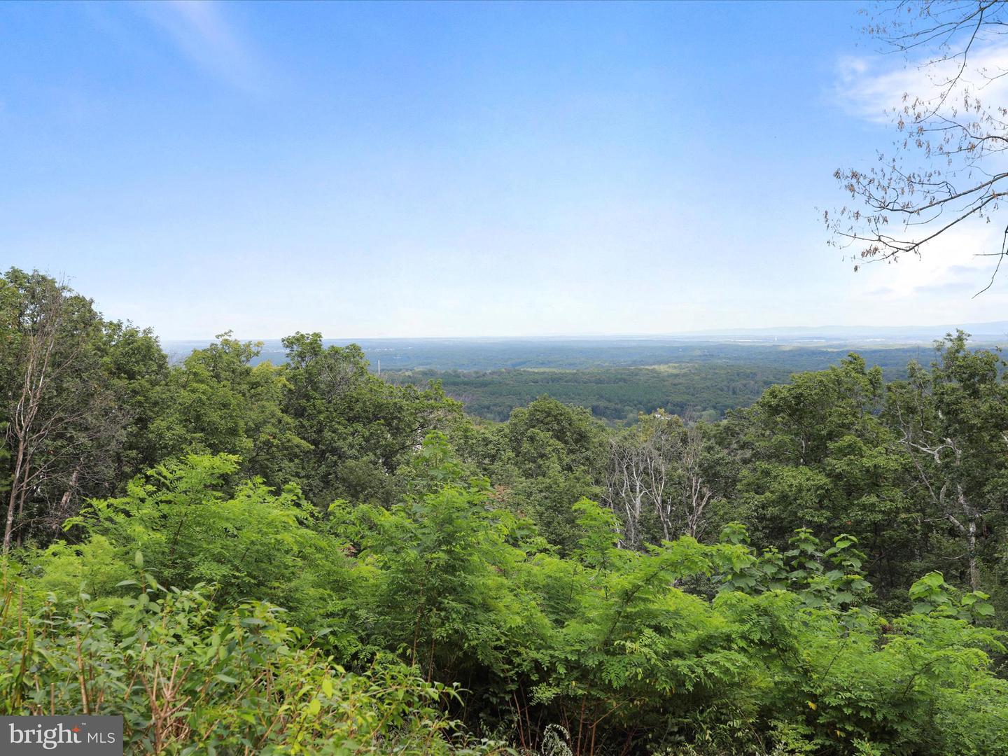 752 ENCHANTED PL, FRONT ROYAL, Virginia 22630, 3 Bedrooms Bedrooms, ,2 BathroomsBathrooms,Residential,For Sale,752 ENCHANTED PL,VAWR2012058 MLS # VAWR2012058