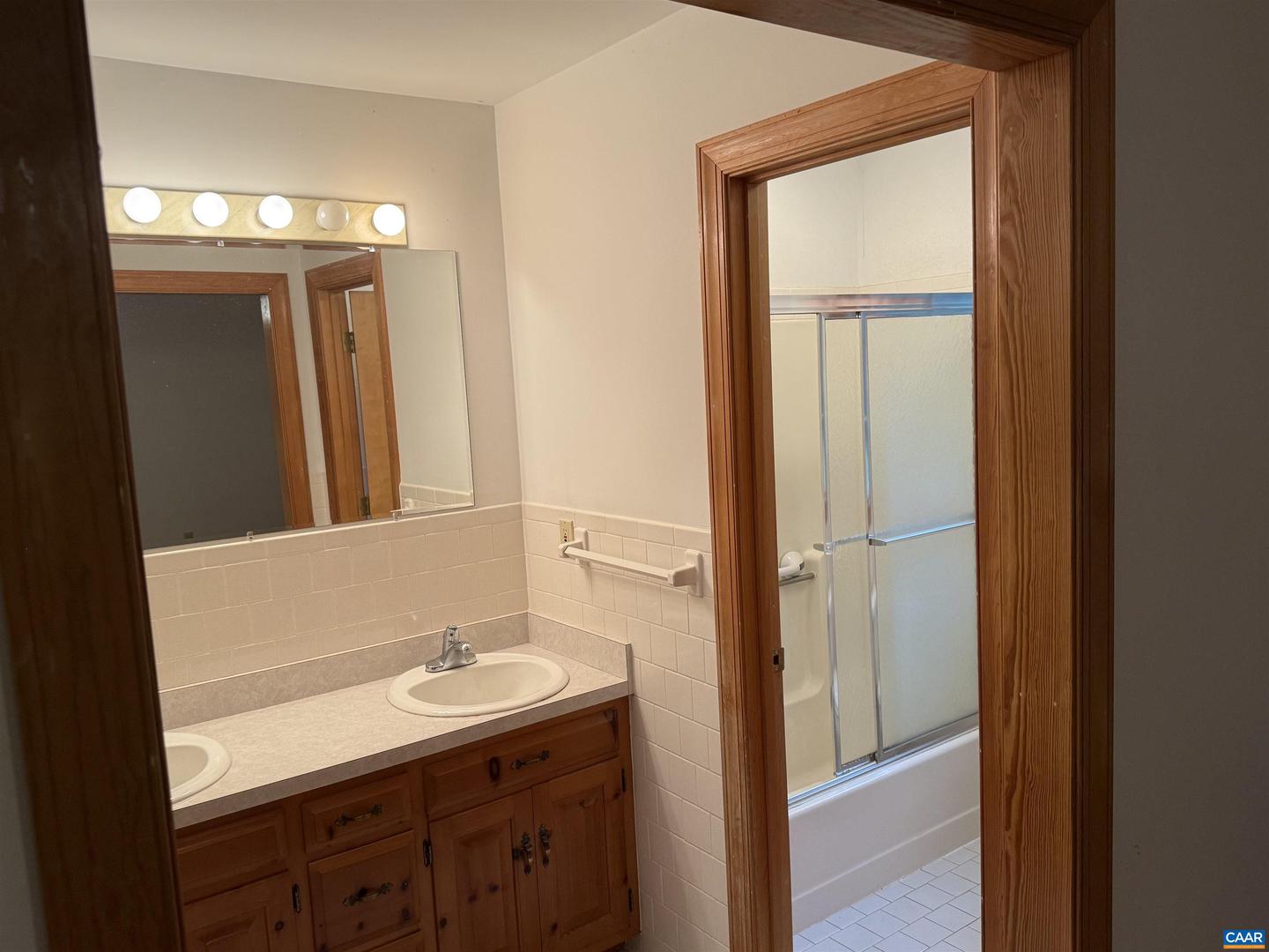 5051 SHANNON HILL RD, KENTS STORE, Virginia 23084, 2 Bedrooms Bedrooms, ,2 BathroomsBathrooms,Residential,For Sale,5051 SHANNON HILL RD,668367 MLS # 668367