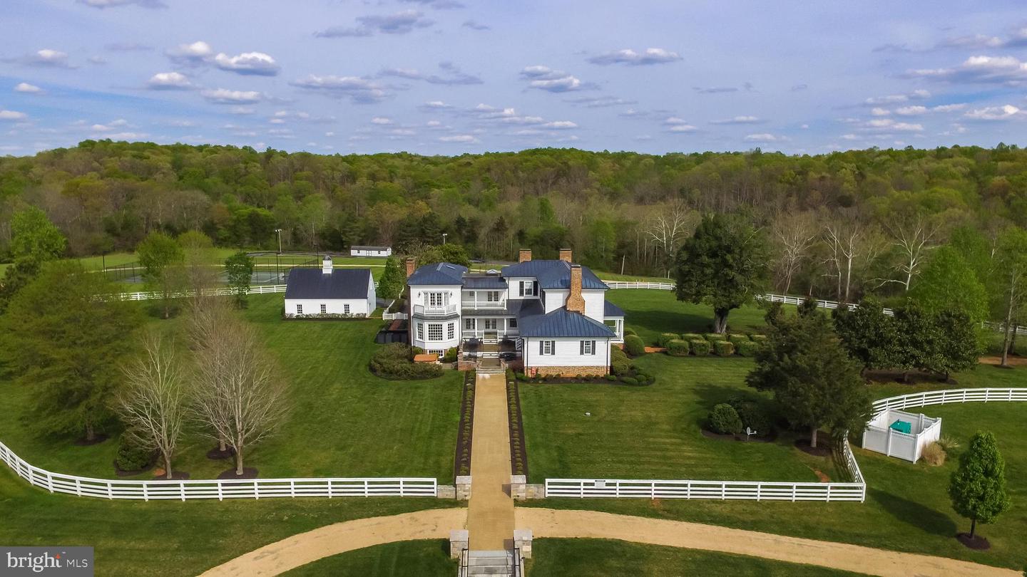 6887 BLENHEIM ROAD, SCOTTSVILLE, Virginia 24590, ,Farm,For Sale,6887 BLENHEIM ROAD,VAAB2001062 MLS # VAAB2001062 6887 BLENHEIM ROAD, SCOTTSVILLE, Virginia 24590, ,Farm,For Sale,6887 BLENHEIM ROAD,VAAB2001062 MLS # VAAB2001062