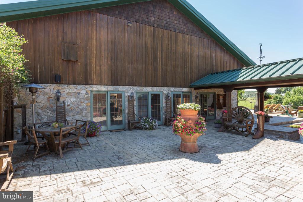 240 STONELEIGH RD, PALMYRA, Virginia 22963, 6 Bedrooms Bedrooms, ,4 BathroomsBathrooms,Residential,14,240 STONELEIGH RD,VAFN2000496 MLS # VAFN2000496 240 STONELEIGH RD, PALMYRA, Virginia 22963, 6 Bedrooms Bedrooms, ,4 BathroomsBathrooms,Residential,14,240 STONELEIGH RD,VAFN2000496 MLS # VAFN2000496