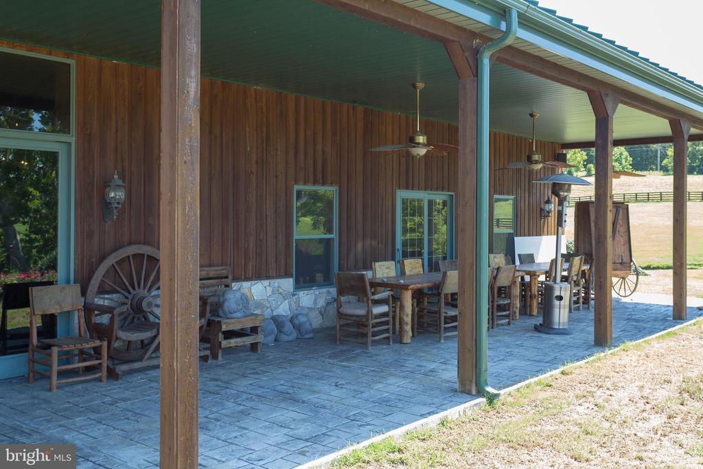 240 STONELEIGH RD, PALMYRA, Virginia 22963, 6 Bedrooms Bedrooms, ,4 BathroomsBathrooms,Residential,14,240 STONELEIGH RD,VAFN2000496 MLS # VAFN2000496 240 STONELEIGH RD, PALMYRA, Virginia 22963, 6 Bedrooms Bedrooms, ,4 BathroomsBathrooms,Residential,14,240 STONELEIGH RD,VAFN2000496 MLS # VAFN2000496