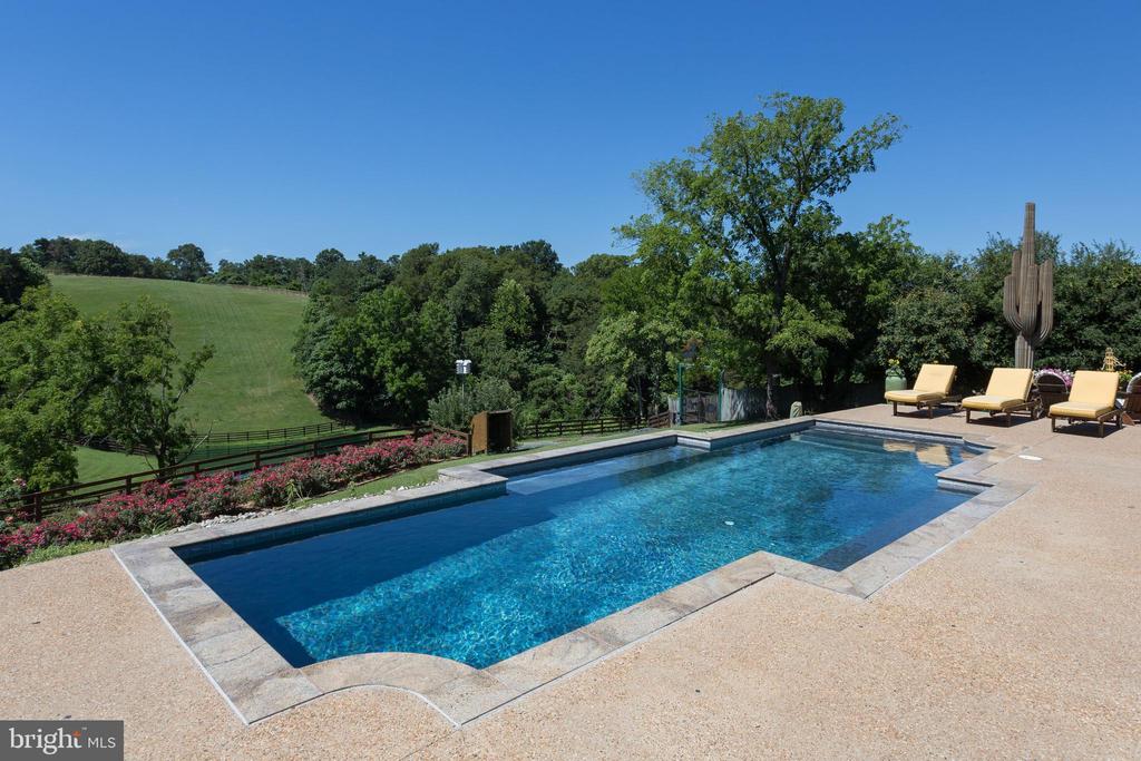 240 STONELEIGH RD, PALMYRA, Virginia 22963, 6 Bedrooms Bedrooms, ,4 BathroomsBathrooms,Residential,14,240 STONELEIGH RD,VAFN2000496 MLS # VAFN2000496 240 STONELEIGH RD, PALMYRA, Virginia 22963, 6 Bedrooms Bedrooms, ,4 BathroomsBathrooms,Residential,14,240 STONELEIGH RD,VAFN2000496 MLS # VAFN2000496