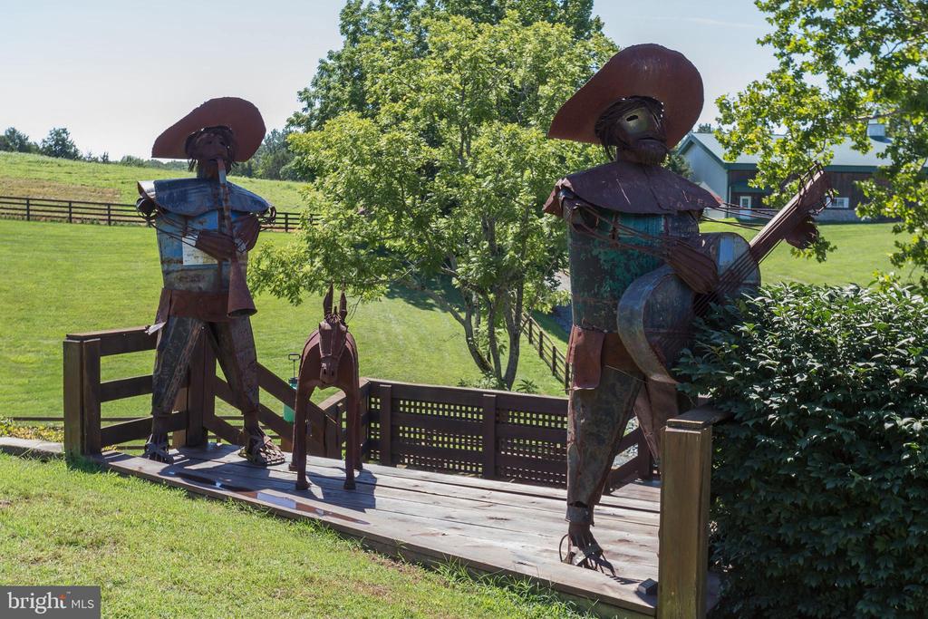 240 STONELEIGH RD, PALMYRA, Virginia 22963, 6 Bedrooms Bedrooms, ,4 BathroomsBathrooms,Residential,14,240 STONELEIGH RD,VAFN2000496 MLS # VAFN2000496 240 STONELEIGH RD, PALMYRA, Virginia 22963, 6 Bedrooms Bedrooms, ,4 BathroomsBathrooms,Residential,14,240 STONELEIGH RD,VAFN2000496 MLS # VAFN2000496