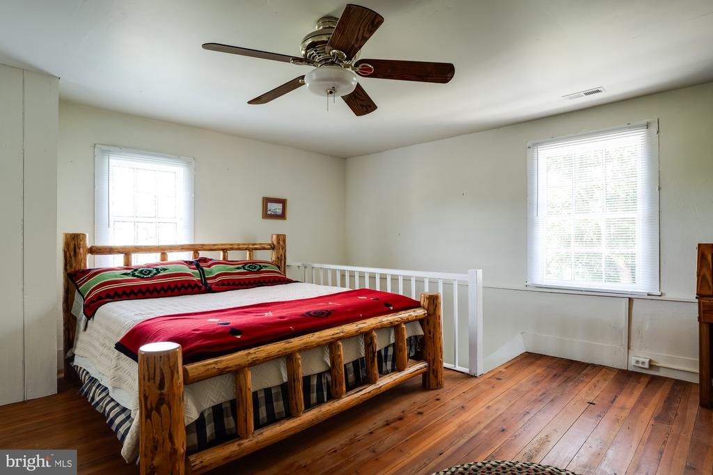 240 STONELEIGH RD, PALMYRA, Virginia 22963, 6 Bedrooms Bedrooms, ,4 BathroomsBathrooms,Residential,14,240 STONELEIGH RD,VAFN2000496 MLS # VAFN2000496 240 STONELEIGH RD, PALMYRA, Virginia 22963, 6 Bedrooms Bedrooms, ,4 BathroomsBathrooms,Residential,14,240 STONELEIGH RD,VAFN2000496 MLS # VAFN2000496