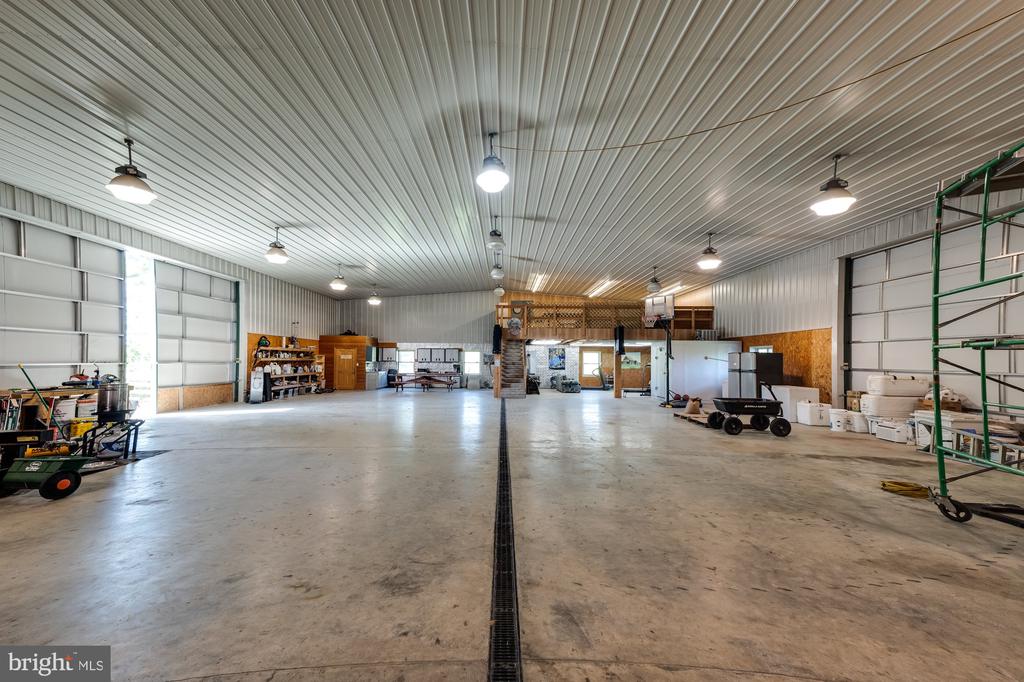 240 STONELEIGH RD, PALMYRA, Virginia 22963, 6 Bedrooms Bedrooms, ,4 BathroomsBathrooms,Residential,14,240 STONELEIGH RD,VAFN2000496 MLS # VAFN2000496 240 STONELEIGH RD, PALMYRA, Virginia 22963, 6 Bedrooms Bedrooms, ,4 BathroomsBathrooms,Residential,14,240 STONELEIGH RD,VAFN2000496 MLS # VAFN2000496