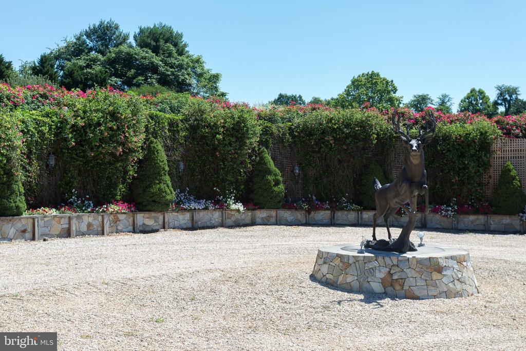 240 STONELEIGH RD, PALMYRA, Virginia 22963, 6 Bedrooms Bedrooms, ,4 BathroomsBathrooms,Residential,14,240 STONELEIGH RD,VAFN2000496 MLS # VAFN2000496 240 STONELEIGH RD, PALMYRA, Virginia 22963, 6 Bedrooms Bedrooms, ,4 BathroomsBathrooms,Residential,14,240 STONELEIGH RD,VAFN2000496 MLS # VAFN2000496