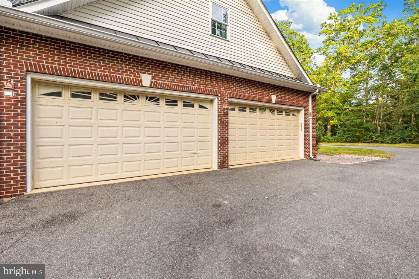 12102 BRENT TOWN RD, CATLETT, Virginia 20119, 5 Bedrooms Bedrooms, ,4 BathroomsBathrooms,Residential,For Sale,12102 BRENT TOWN RD,VAFQ2018034 MLS # VAFQ2018034