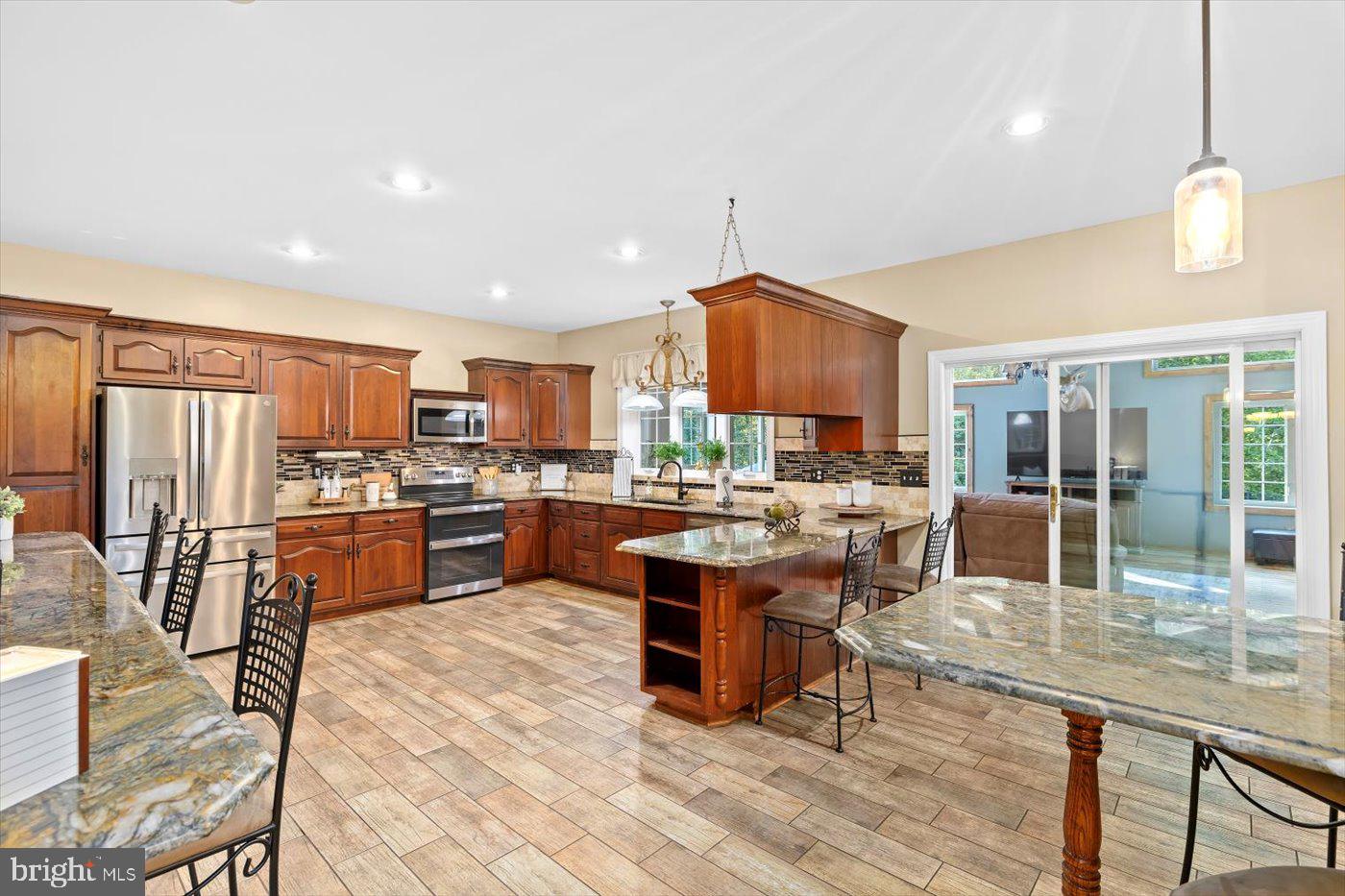 12102 BRENT TOWN RD, CATLETT, Virginia 20119, 5 Bedrooms Bedrooms, ,4 BathroomsBathrooms,Residential,For Sale,12102 BRENT TOWN RD,VAFQ2018034 MLS # VAFQ2018034