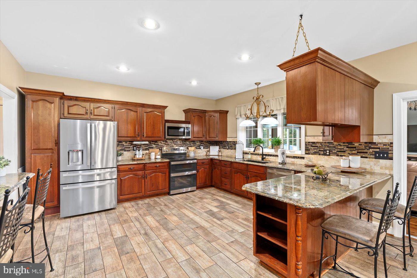 12102 BRENT TOWN RD, CATLETT, Virginia 20119, 5 Bedrooms Bedrooms, ,4 BathroomsBathrooms,Residential,For Sale,12102 BRENT TOWN RD,VAFQ2018034 MLS # VAFQ2018034