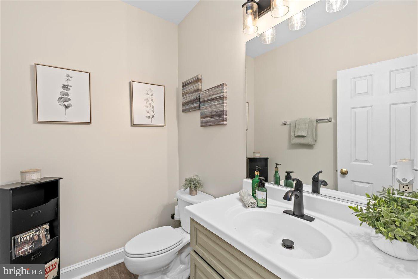 12102 BRENT TOWN RD, CATLETT, Virginia 20119, 5 Bedrooms Bedrooms, ,4 BathroomsBathrooms,Residential,For Sale,12102 BRENT TOWN RD,VAFQ2018034 MLS # VAFQ2018034