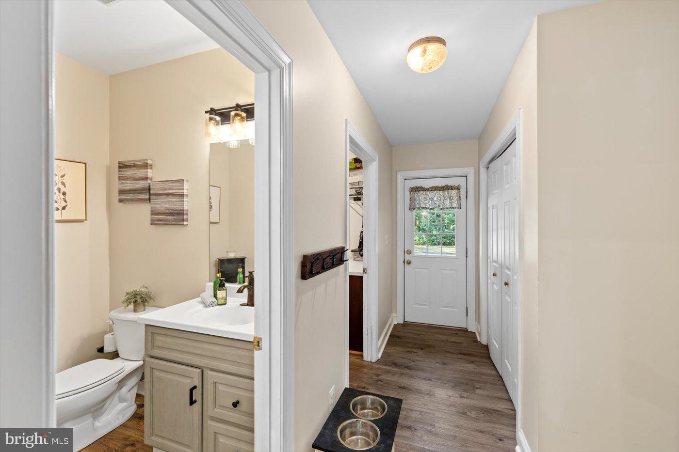 12102 BRENT TOWN RD, CATLETT, Virginia 20119, 5 Bedrooms Bedrooms, ,4 BathroomsBathrooms,Residential,For Sale,12102 BRENT TOWN RD,VAFQ2018034 MLS # VAFQ2018034