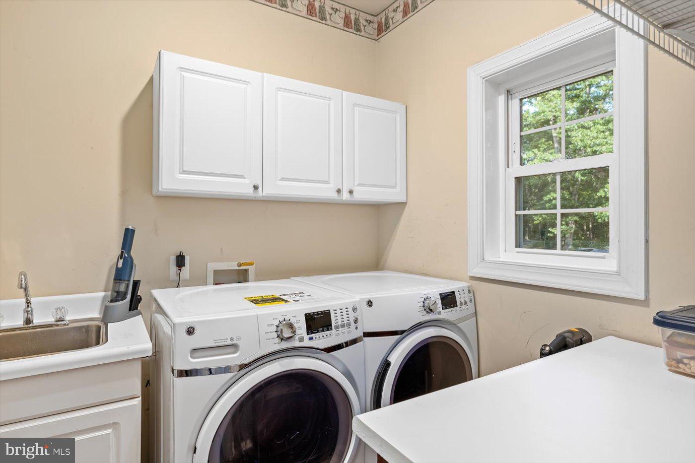 12102 BRENT TOWN RD, CATLETT, Virginia 20119, 5 Bedrooms Bedrooms, ,4 BathroomsBathrooms,Residential,For Sale,12102 BRENT TOWN RD,VAFQ2018034 MLS # VAFQ2018034