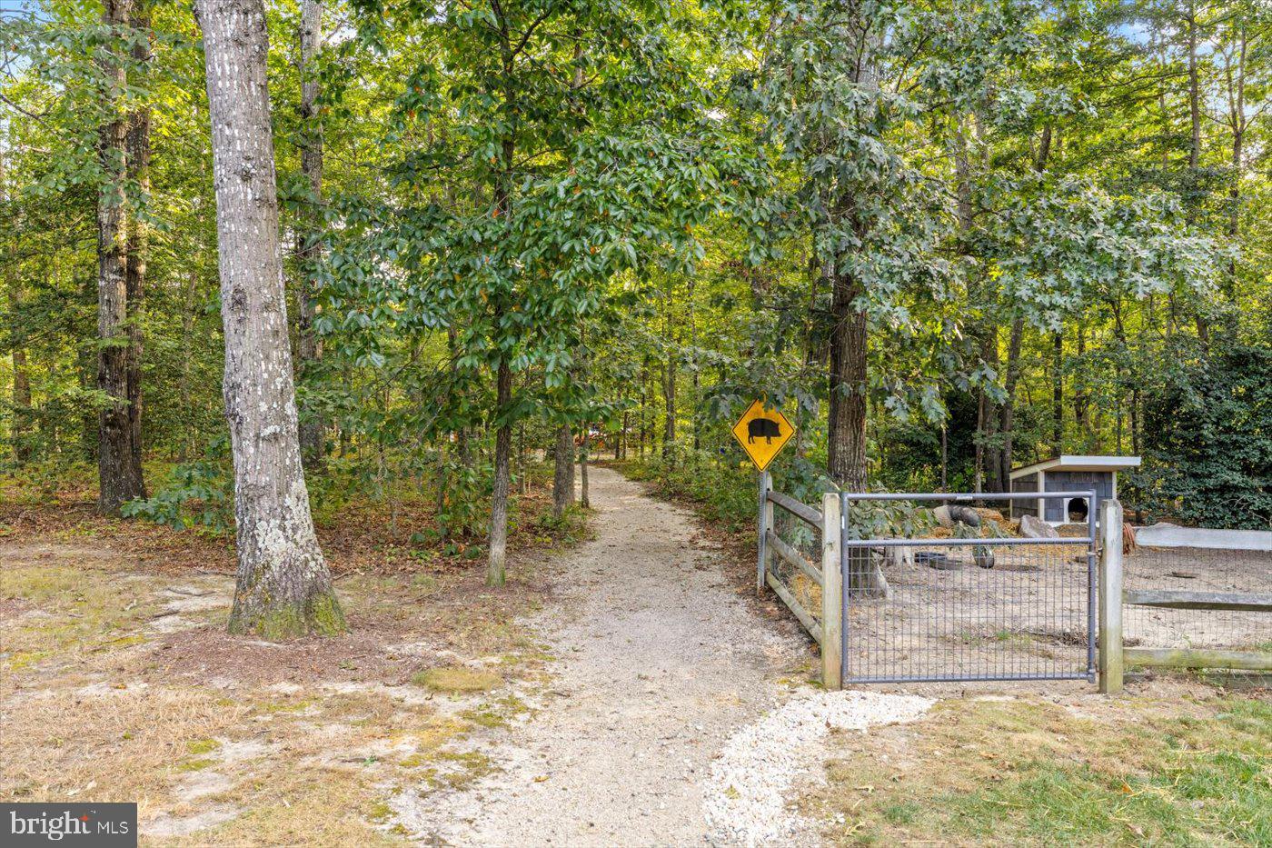 12102 BRENT TOWN RD, CATLETT, Virginia 20119, 5 Bedrooms Bedrooms, ,4 BathroomsBathrooms,Residential,For Sale,12102 BRENT TOWN RD,VAFQ2018034 MLS # VAFQ2018034