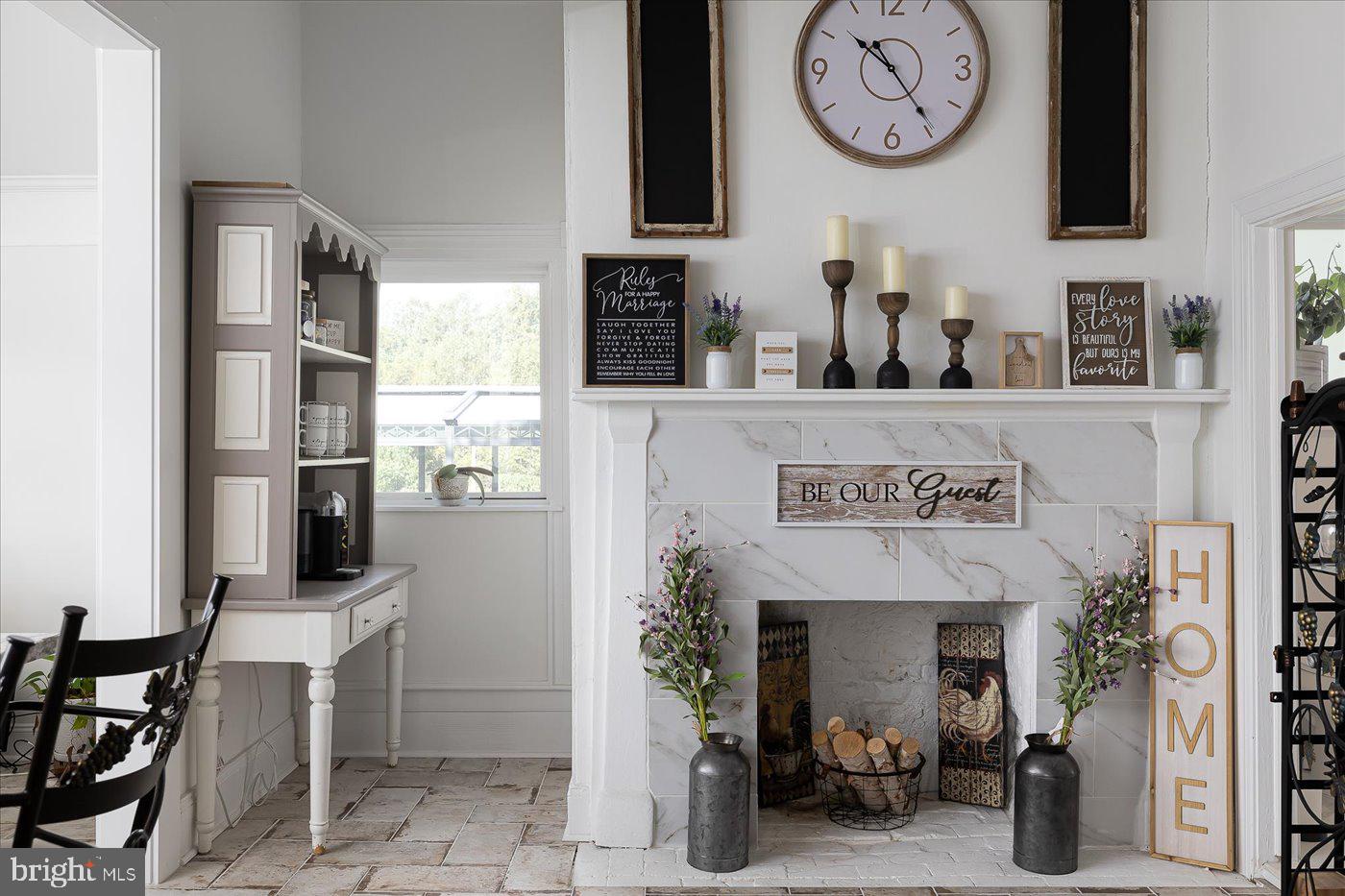 667 HUSTLE RD, HUSTLE, Virginia 22476, 6 Bedrooms Bedrooms, ,3 BathroomsBathrooms,Farm,For Sale,667 HUSTLE RD,VAES2001998 MLS # VAES2001998