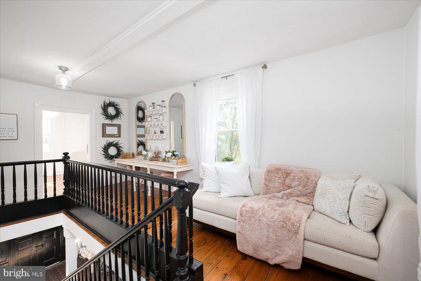 667 HUSTLE RD, HUSTLE, Virginia 22476, 6 Bedrooms Bedrooms, ,3 BathroomsBathrooms,Farm,For Sale,667 HUSTLE RD,VAES2001998 MLS # VAES2001998