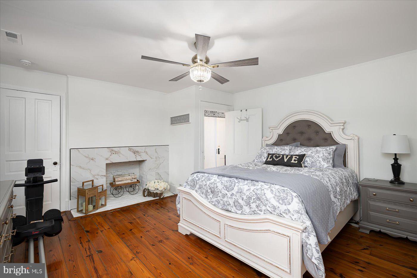 667 HUSTLE RD, HUSTLE, Virginia 22476, 6 Bedrooms Bedrooms, ,3 BathroomsBathrooms,Farm,For Sale,667 HUSTLE RD,VAES2001998 MLS # VAES2001998