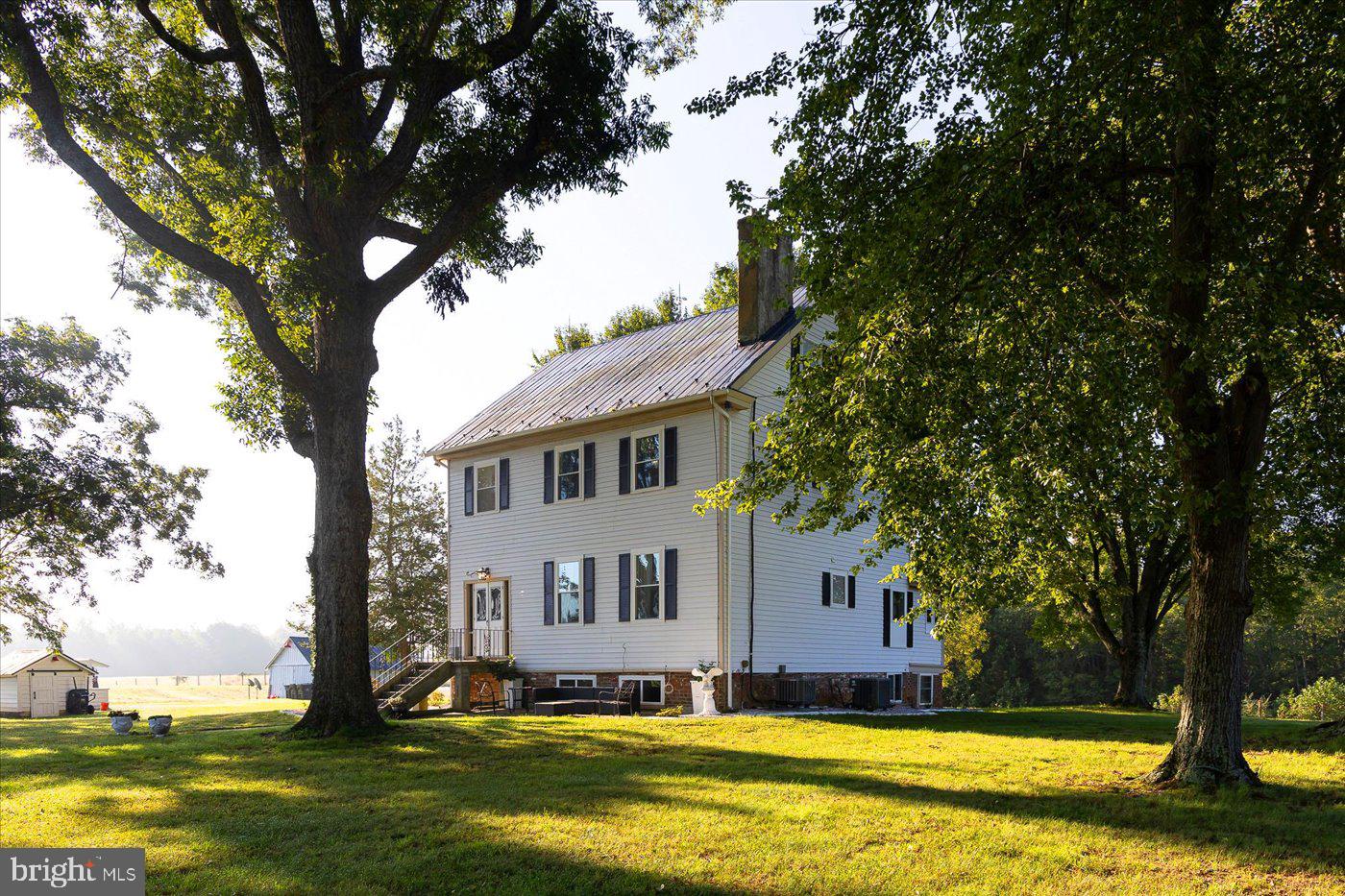 667 HUSTLE RD, HUSTLE, Virginia 22476, 6 Bedrooms Bedrooms, ,3 BathroomsBathrooms,Farm,For Sale,667 HUSTLE RD,VAES2001998 MLS # VAES2001998