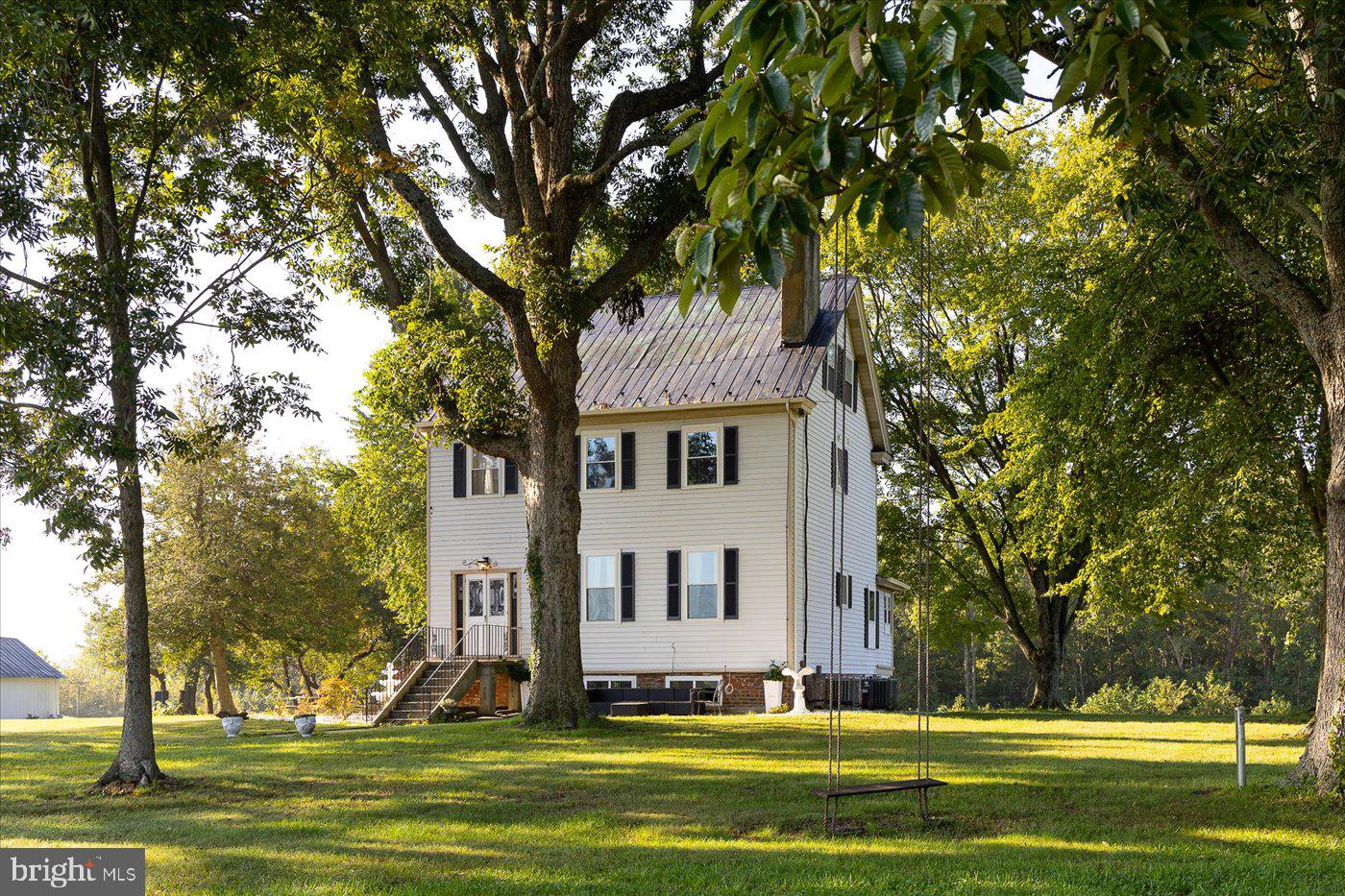 667 HUSTLE RD, HUSTLE, Virginia 22476, 6 Bedrooms Bedrooms, ,3 BathroomsBathrooms,Farm,For Sale,667 HUSTLE RD,VAES2001998 MLS # VAES2001998