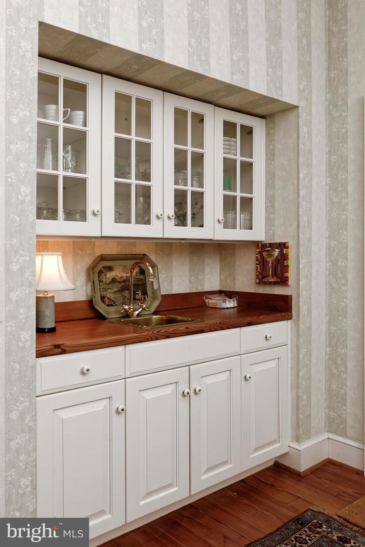 154 CLAY HILL RD, BOYCE, Virginia 22620, 6 Bedrooms Bedrooms, ,5 BathroomsBathrooms,Residential,For Sale,154 CLAY HILL RD,VACL2003658 MLS # VACL2003658