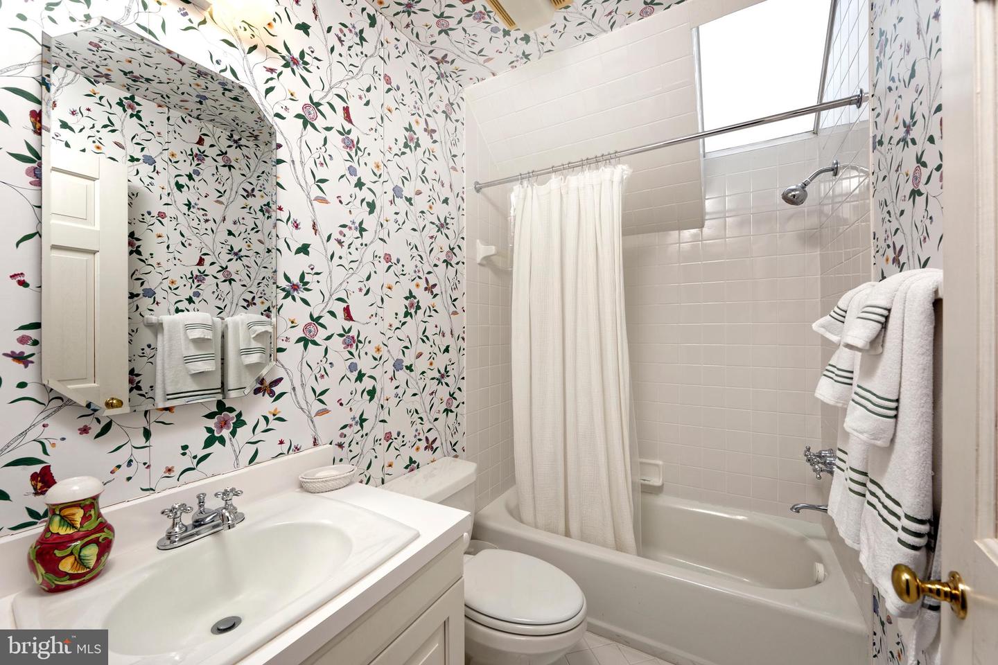 154 CLAY HILL RD, BOYCE, Virginia 22620, 6 Bedrooms Bedrooms, ,5 BathroomsBathrooms,Residential,For Sale,154 CLAY HILL RD,VACL2003658 MLS # VACL2003658