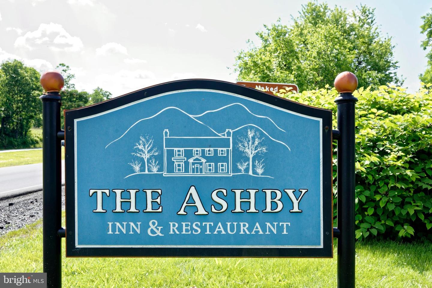 154 CLAY HILL RD, BOYCE, Virginia 22620, 6 Bedrooms Bedrooms, ,5 BathroomsBathrooms,Residential,For Sale,154 CLAY HILL RD,VACL2003658 MLS # VACL2003658