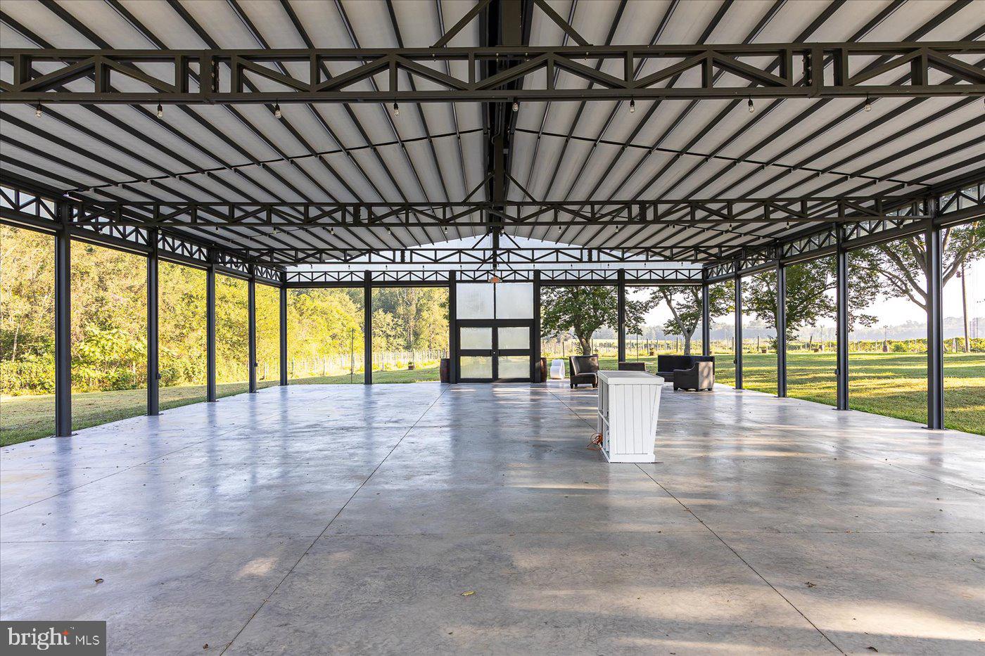 667 HUSTLE RD, HUSTLE, Virginia 22476, 6 Bedrooms Bedrooms, ,3 BathroomsBathrooms,Residential,For Sale,667 HUSTLE RD,VAES2001996 MLS # VAES2001996