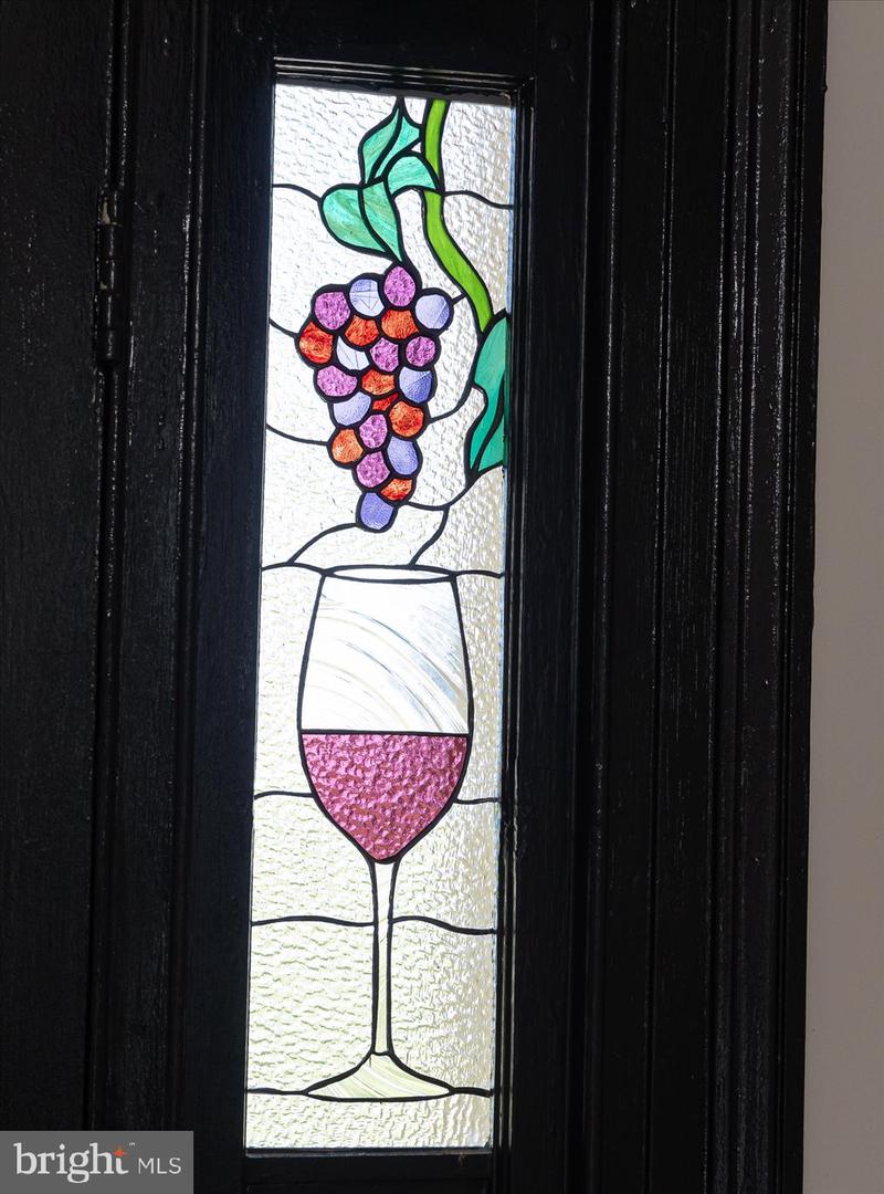 667 HUSTLE RD, HUSTLE, Virginia 22476, 6 Bedrooms Bedrooms, ,3 BathroomsBathrooms,Residential,For Sale,667 HUSTLE RD,VAES2001996 MLS # VAES2001996