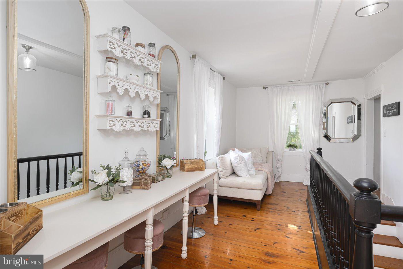 667 HUSTLE RD, HUSTLE, Virginia 22476, 6 Bedrooms Bedrooms, ,3 BathroomsBathrooms,Residential,For Sale,667 HUSTLE RD,VAES2001996 MLS # VAES2001996