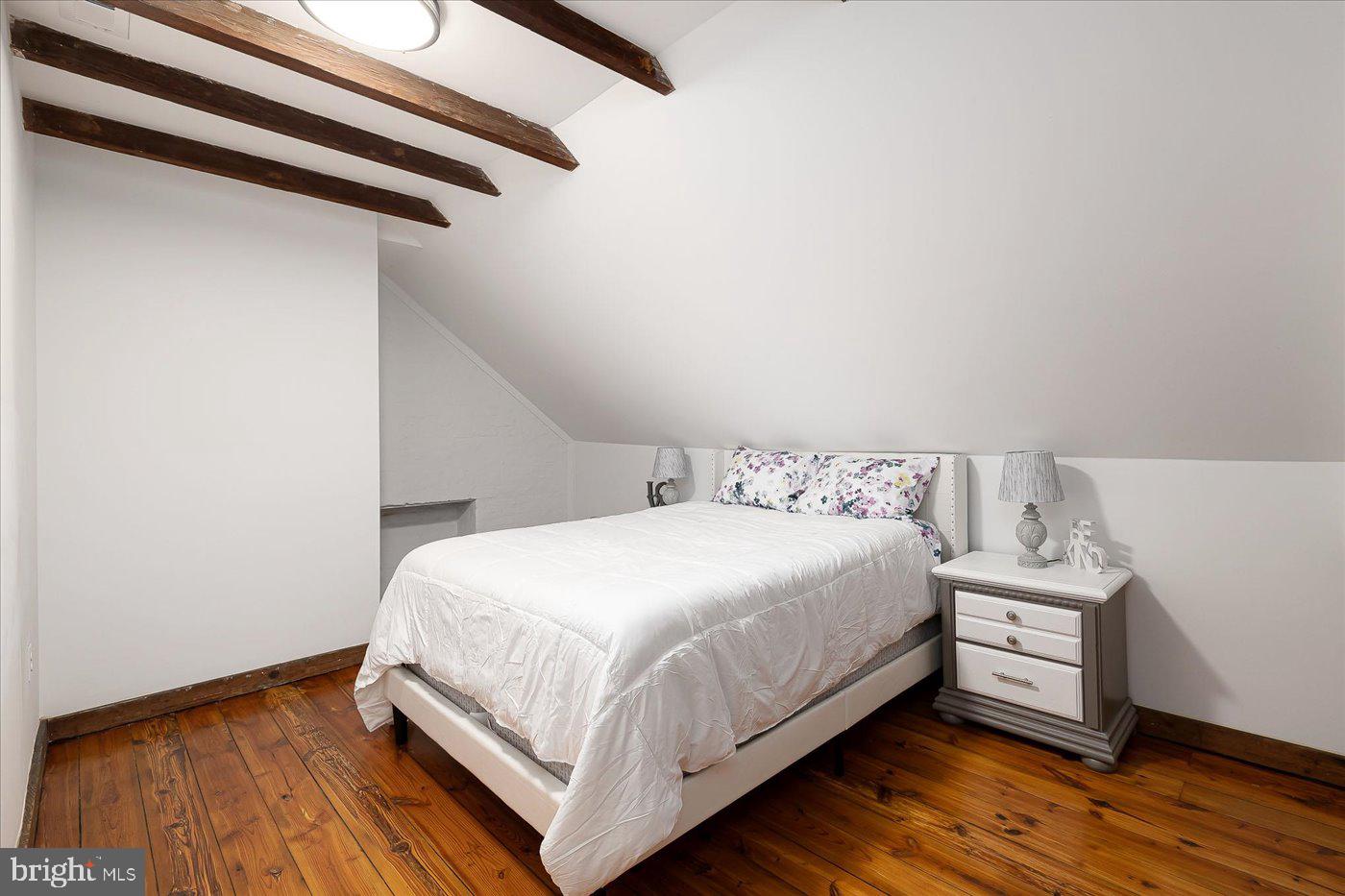 667 HUSTLE RD, HUSTLE, Virginia 22476, 6 Bedrooms Bedrooms, ,3 BathroomsBathrooms,Residential,For Sale,667 HUSTLE RD,VAES2001996 MLS # VAES2001996