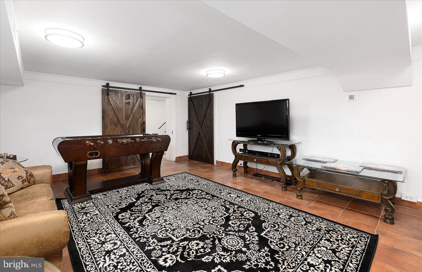 667 HUSTLE RD, HUSTLE, Virginia 22476, 6 Bedrooms Bedrooms, ,3 BathroomsBathrooms,Residential,For Sale,667 HUSTLE RD,VAES2001996 MLS # VAES2001996