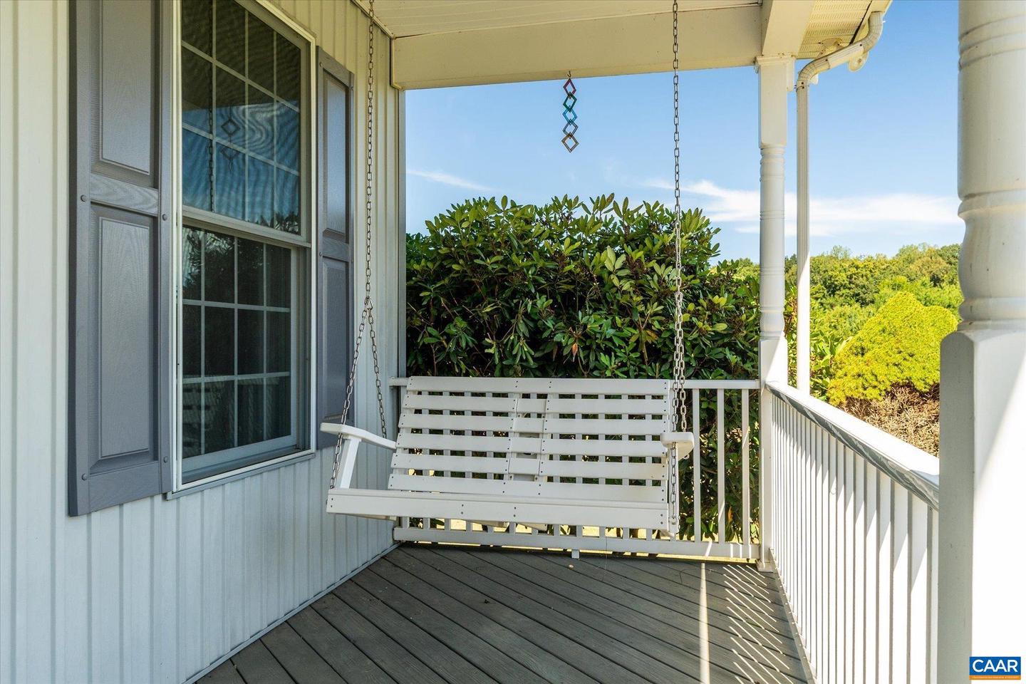 27233 HORSESHOE RD, CULPEPER, Virginia 22701, 4 Bedrooms Bedrooms, ,3 BathroomsBathrooms,Residential,For Sale,27233 HORSESHOE RD,668488 MLS # 668488