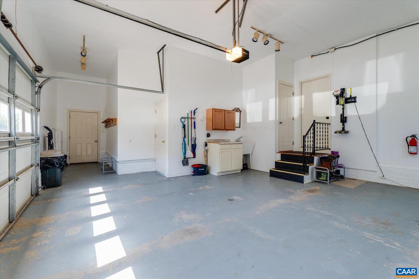 27233 HORSESHOE RD, CULPEPER, Virginia 22701, 4 Bedrooms Bedrooms, ,3 BathroomsBathrooms,Residential,For Sale,27233 HORSESHOE RD,668488 MLS # 668488