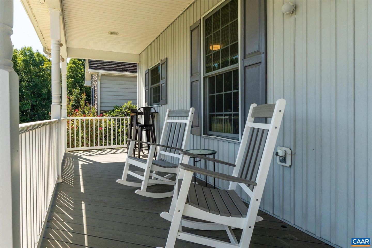 27233 HORSESHOE RD, CULPEPER, Virginia 22701, 4 Bedrooms Bedrooms, ,3 BathroomsBathrooms,Residential,For Sale,27233 HORSESHOE RD,668488 MLS # 668488