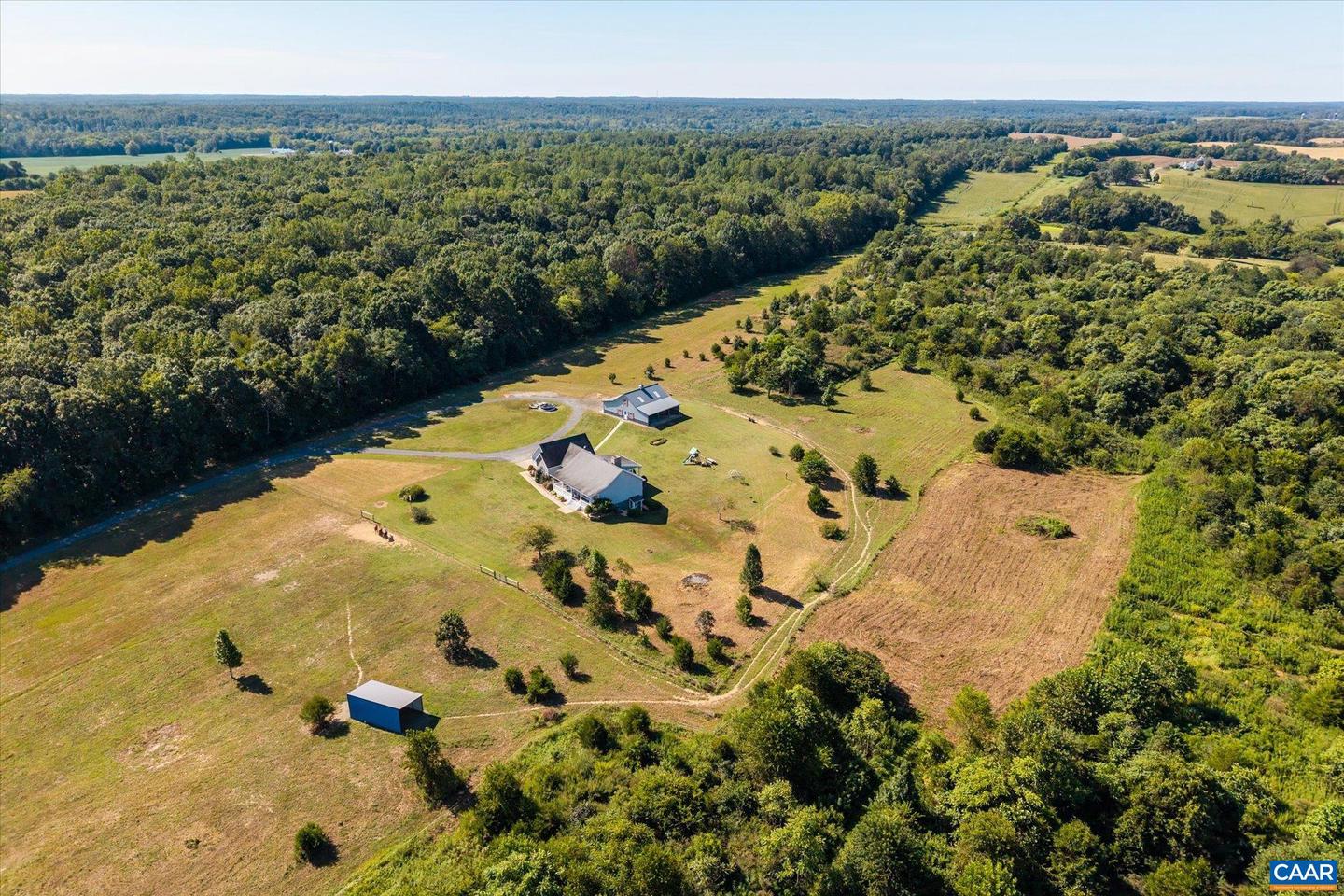 27233 HORSESHOE RD, CULPEPER, Virginia 22701, 4 Bedrooms Bedrooms, ,3 BathroomsBathrooms,Residential,For Sale,27233 HORSESHOE RD,668488 MLS # 668488