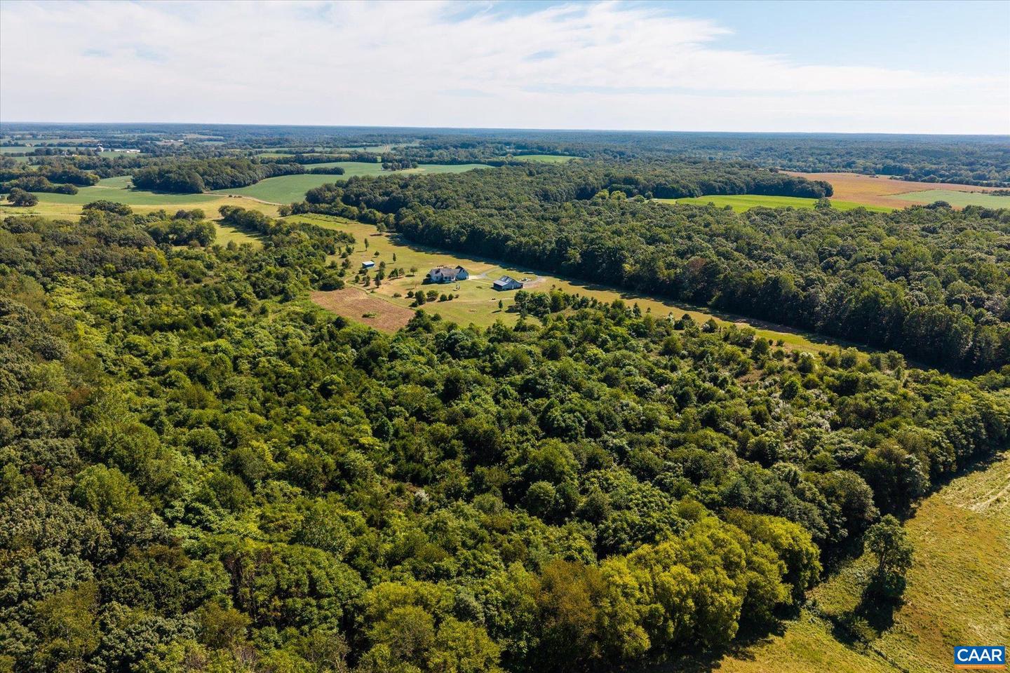 27233 HORSESHOE RD, CULPEPER, Virginia 22701, 4 Bedrooms Bedrooms, ,3 BathroomsBathrooms,Residential,For Sale,27233 HORSESHOE RD,668488 MLS # 668488