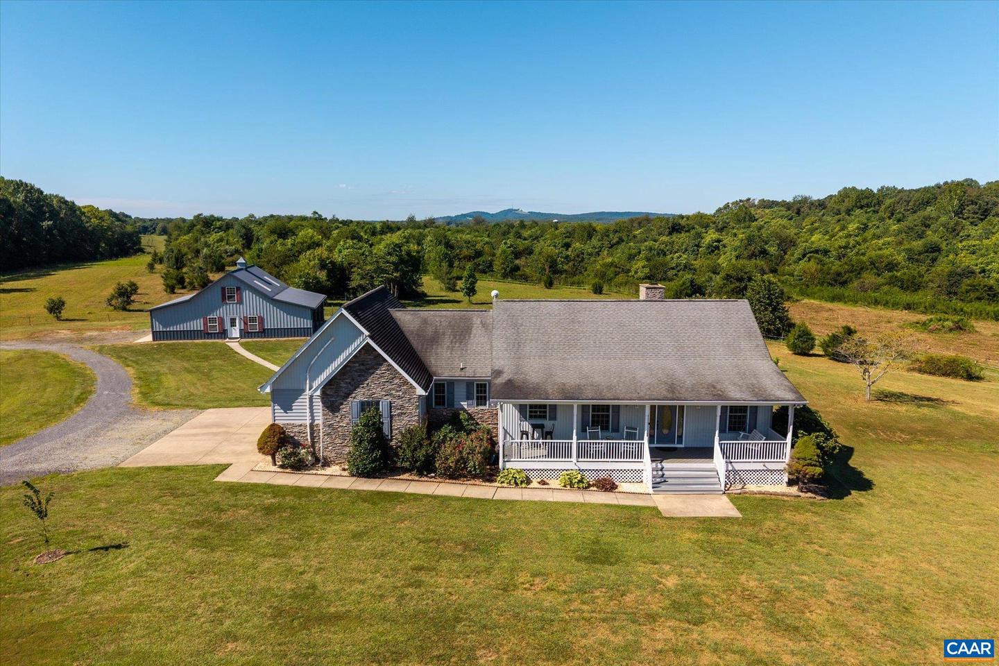 27233 HORSESHOE RD, CULPEPER, Virginia 22701, 4 Bedrooms Bedrooms, ,3 BathroomsBathrooms,Residential,For Sale,27233 HORSESHOE RD,668488 MLS # 668488